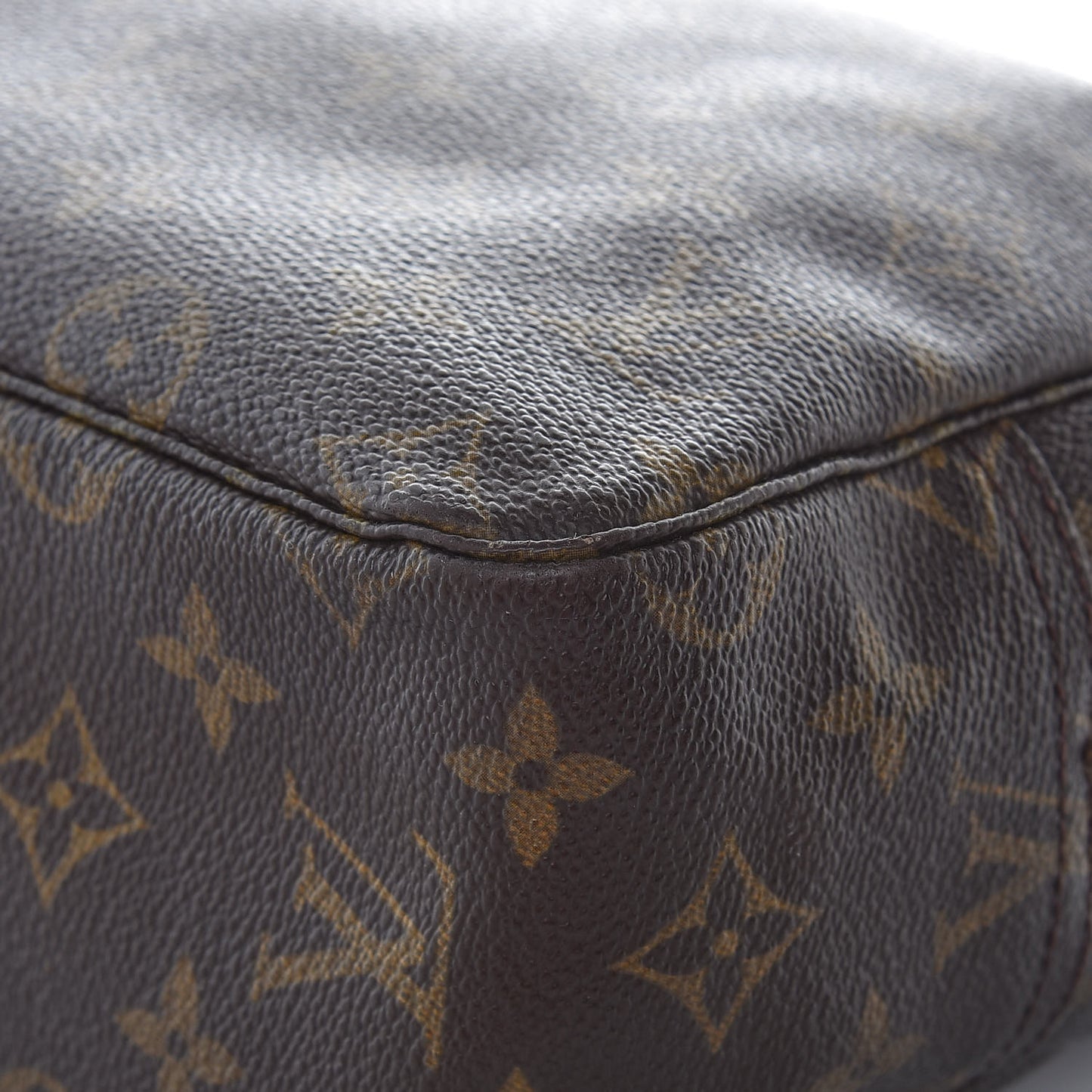 Monogram Trousse Toilette 28