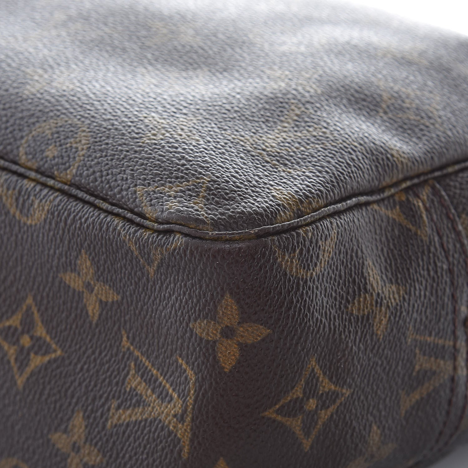 Louis Vuitton Monogram Trousse Toilette 28 14 of 16