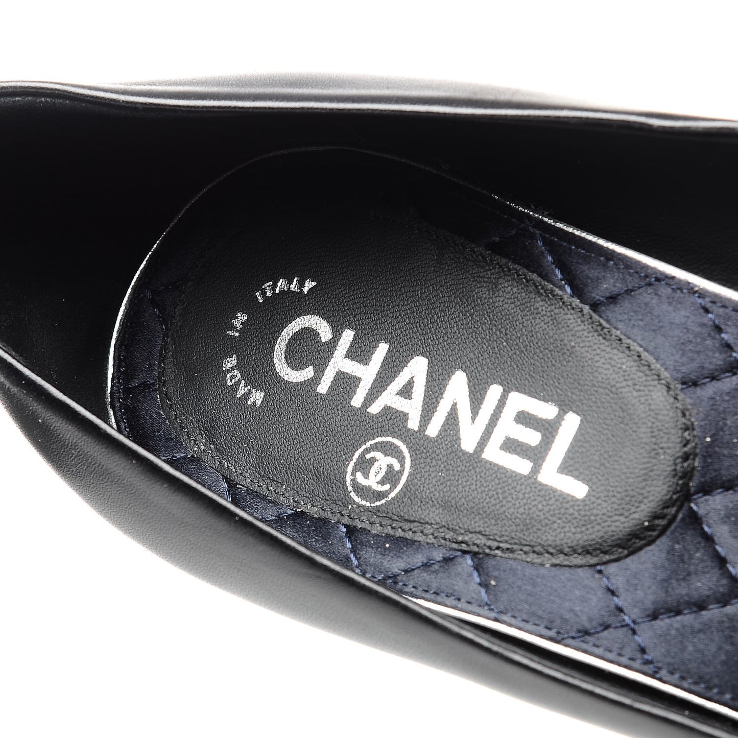Lambskin Crystal CC Pumps 39 Black