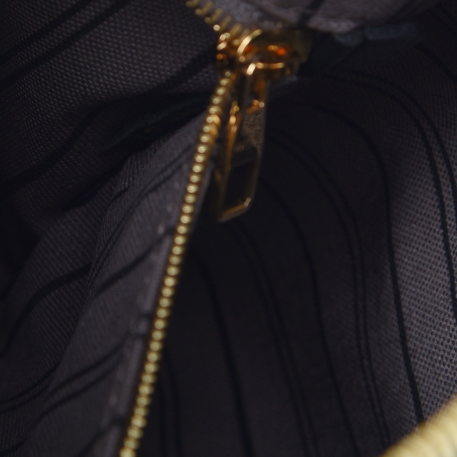 Louis Vuitton Empreinte Speedy Bandouliere 25 NM Black 8 of 9