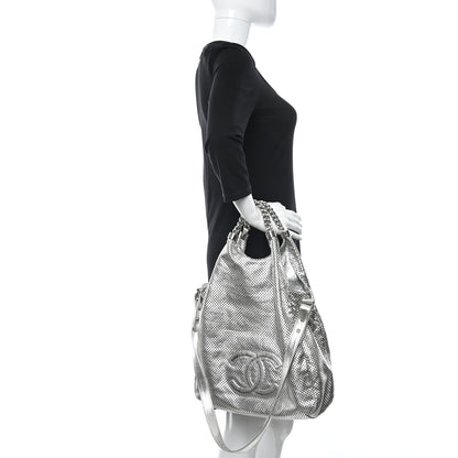 Chanel Metallic Glazed Calfskin Perforated Medium Rodeo Drive Tote Silver 3 of 9