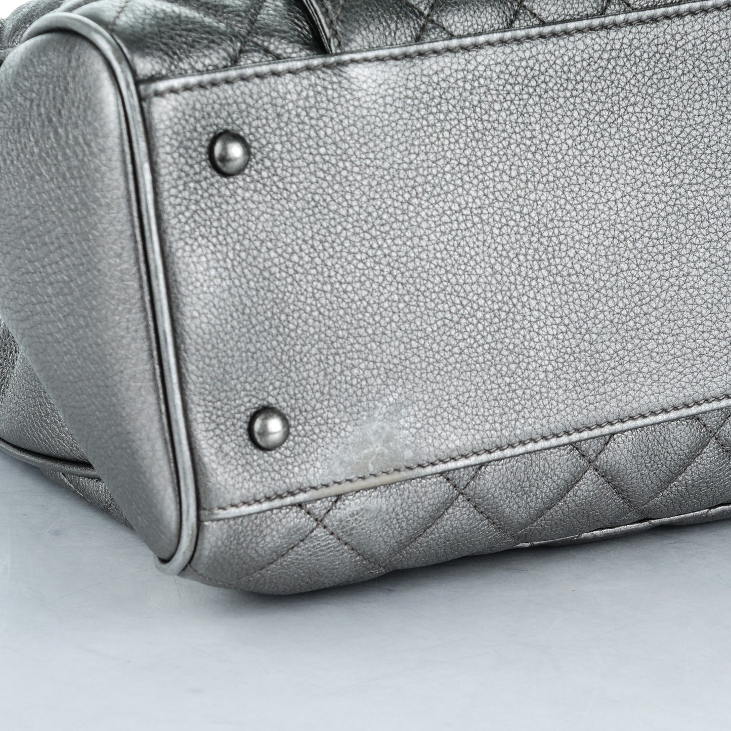 Metallic Grained Calfskin Quilted Large Casual Pocket Tote Silver