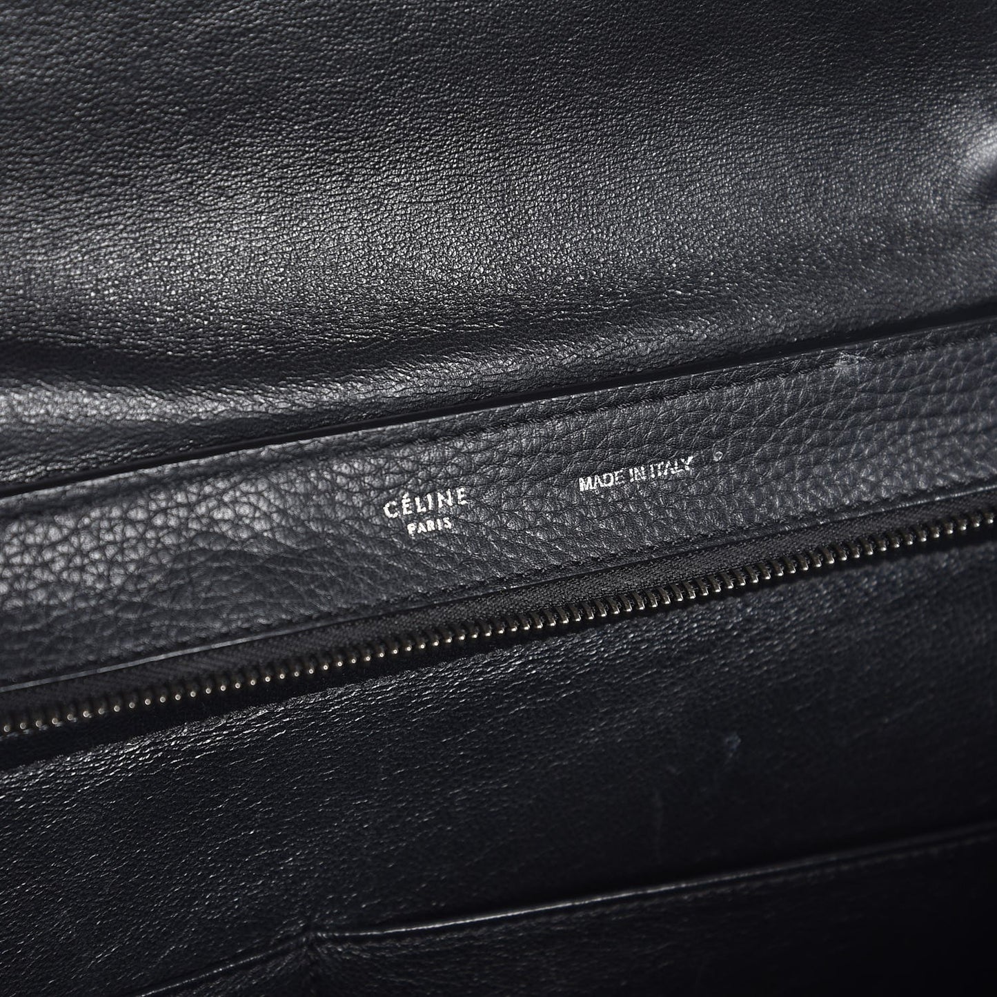 Drummed Calfskin Suede Medium Trapeze Black