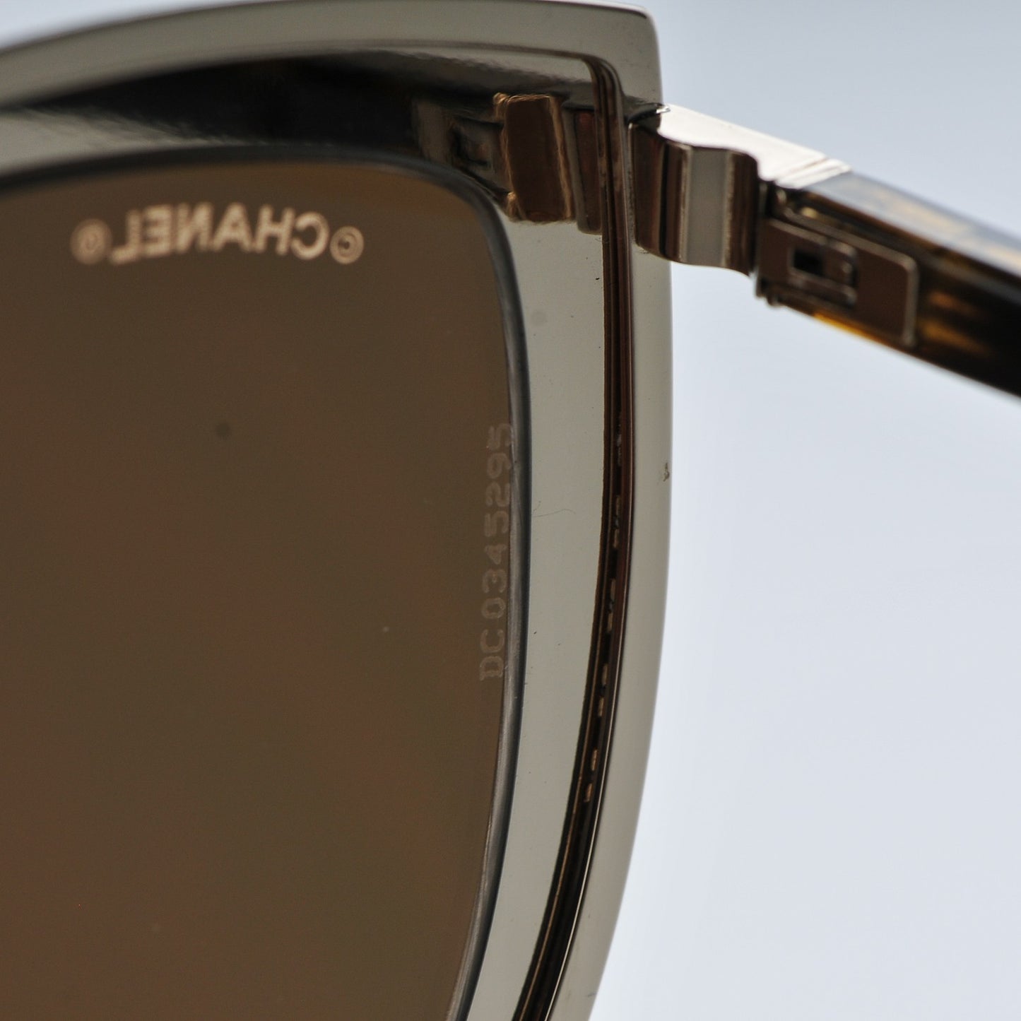 Metal Cat Eye Sunglasses 4222 Gold