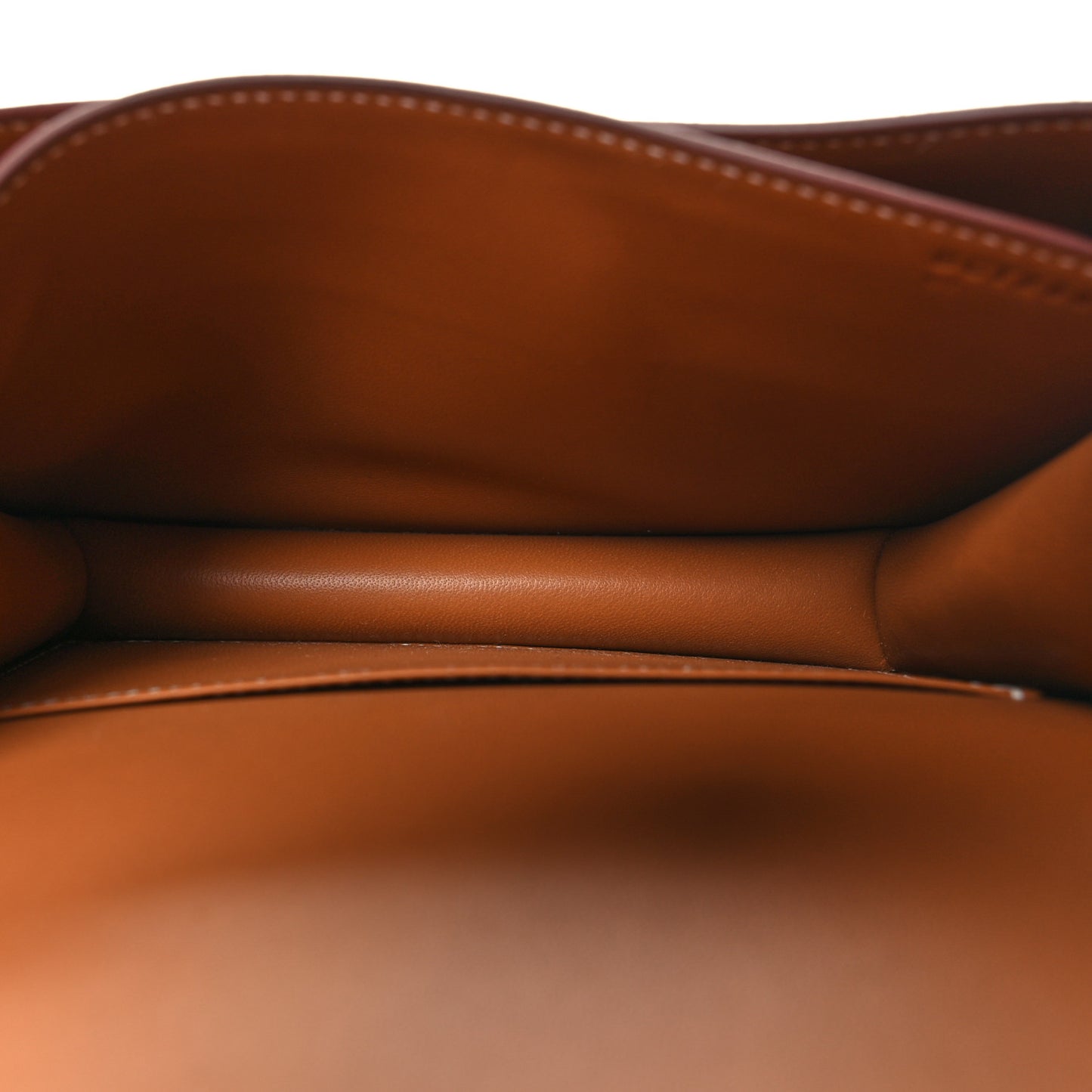 Epsom Constance 18 Gold