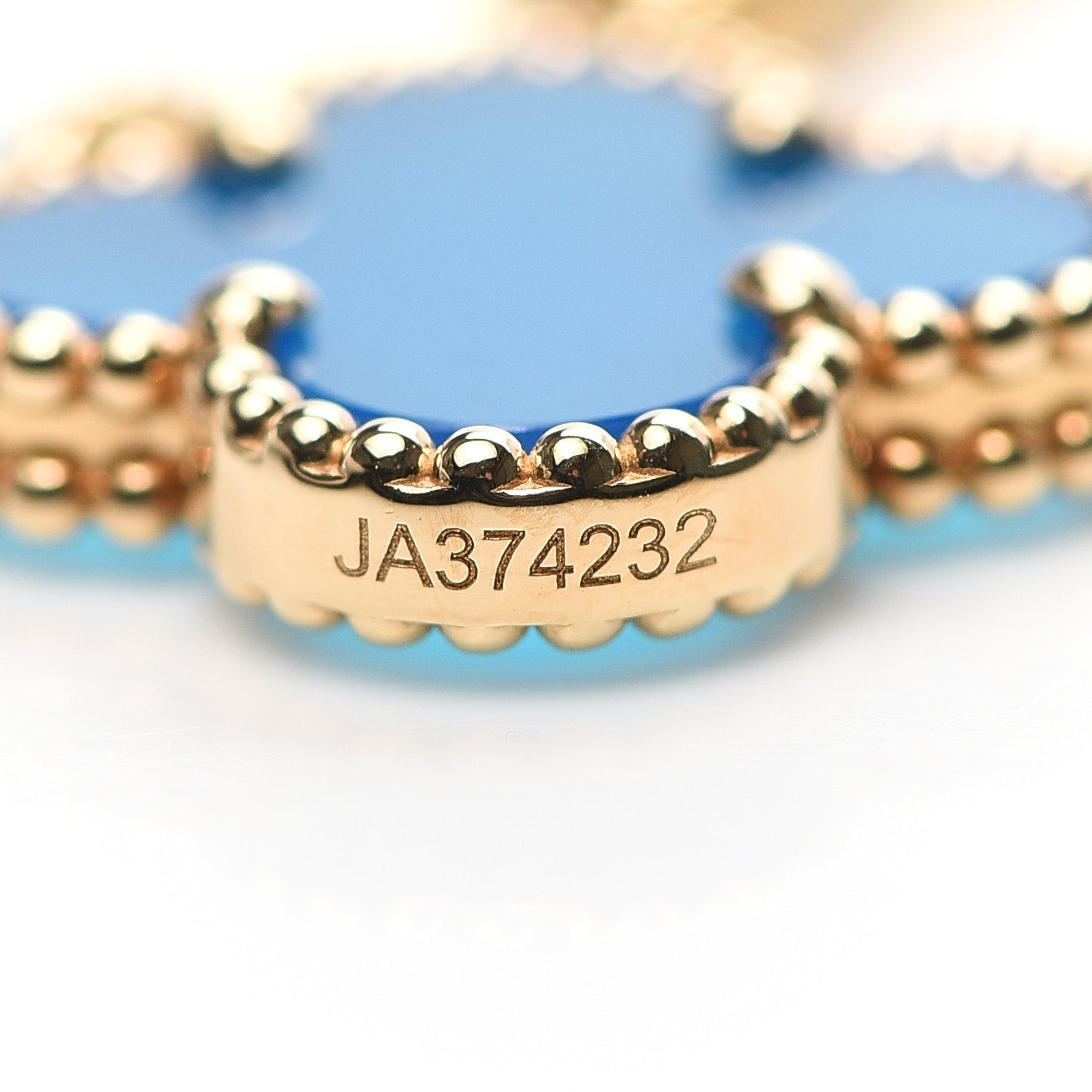 18K Yellow Gold Blue Agate 5 Motifs Vintage Alhambra Bracelet