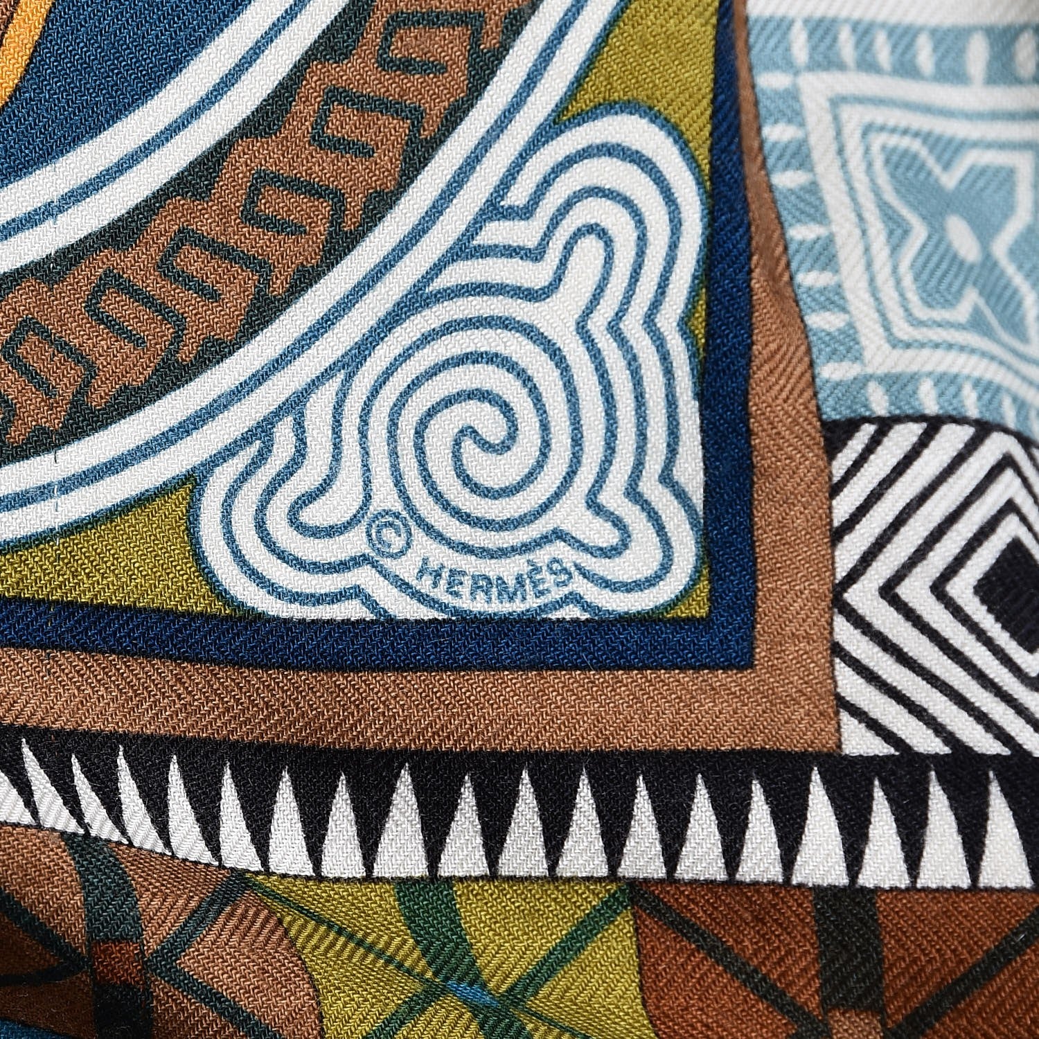 Hermes Cashmere Silk Cent Plis Des Miao Shawl 140 3 of 4