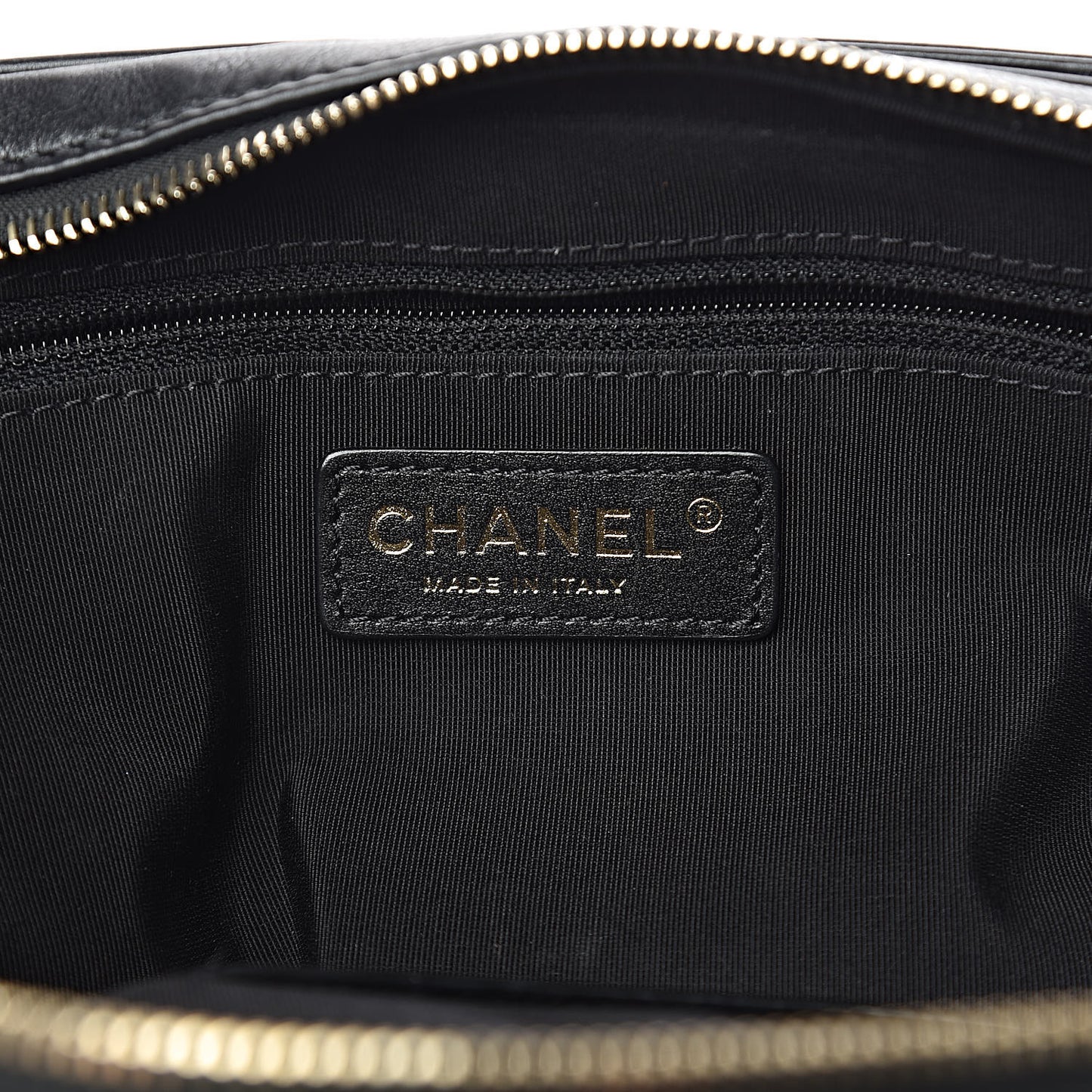 Calfskin Quilted CC Medium Vanity Case Black
