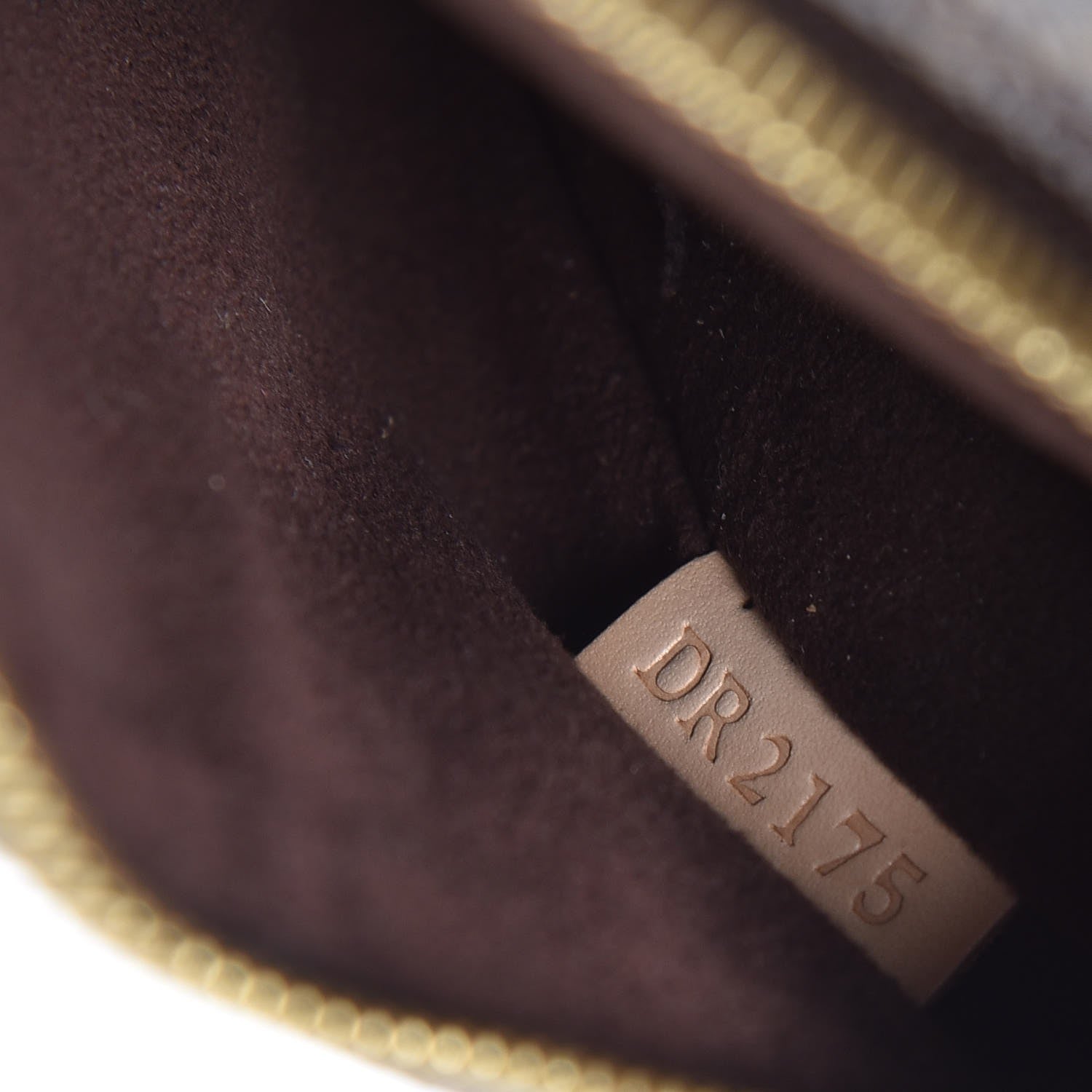 Louis Vuitton Monogram Pochette Metis 7 of 7