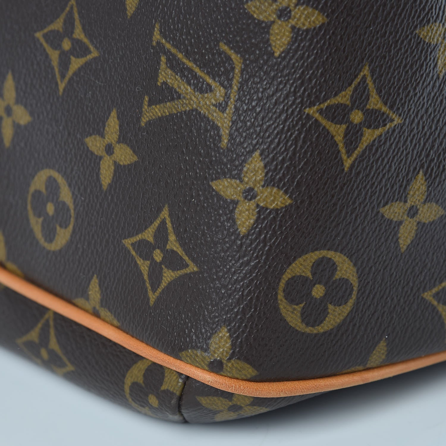 Louis Vuitton Monogram Tikal GM 17 of 17