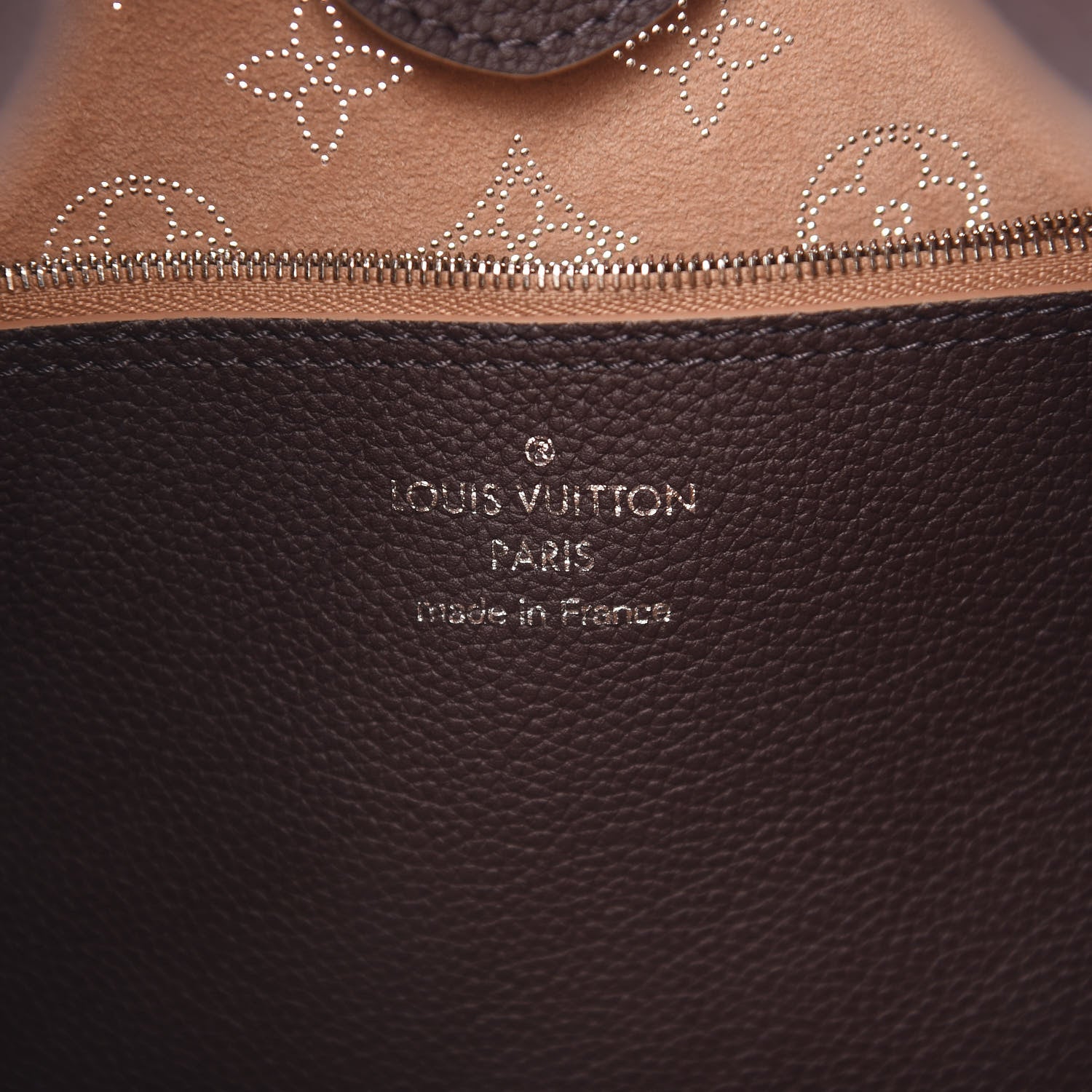 Louis Vuitton Mahina Carmel Hobo Chocolate 8 of 9