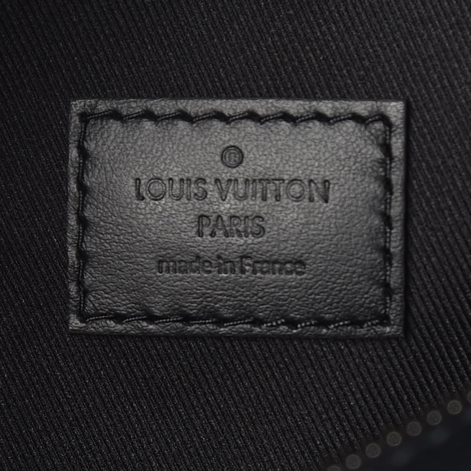 Louis Vuitton Monogram Eclipse Discovery Bumbag 7 of 8