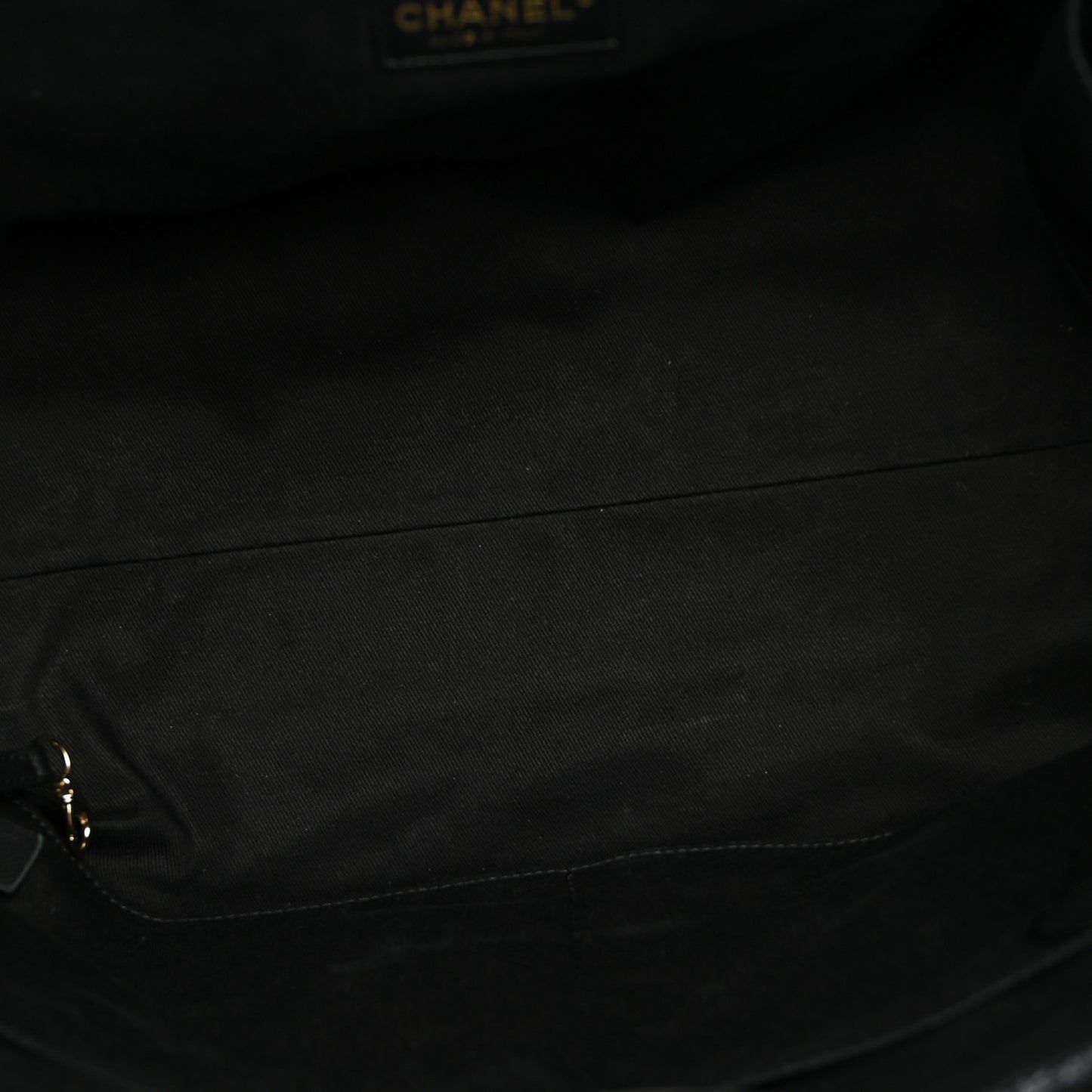 Lurex Boucle Medium Deauville Tote Black