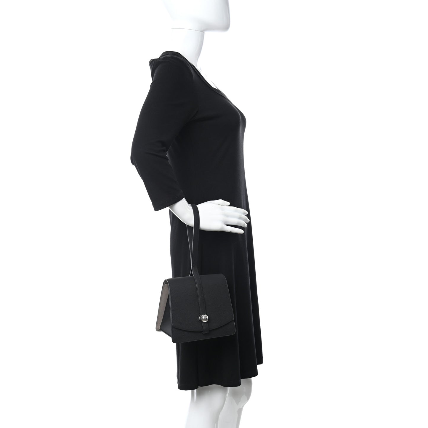 Carat Calfskin Madeleine Clutch Black