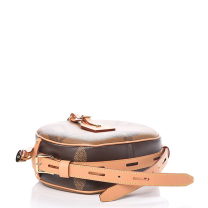 Louis Vuitton Reverse Monogram Giant Boite Chapeau Souple 4 of 7