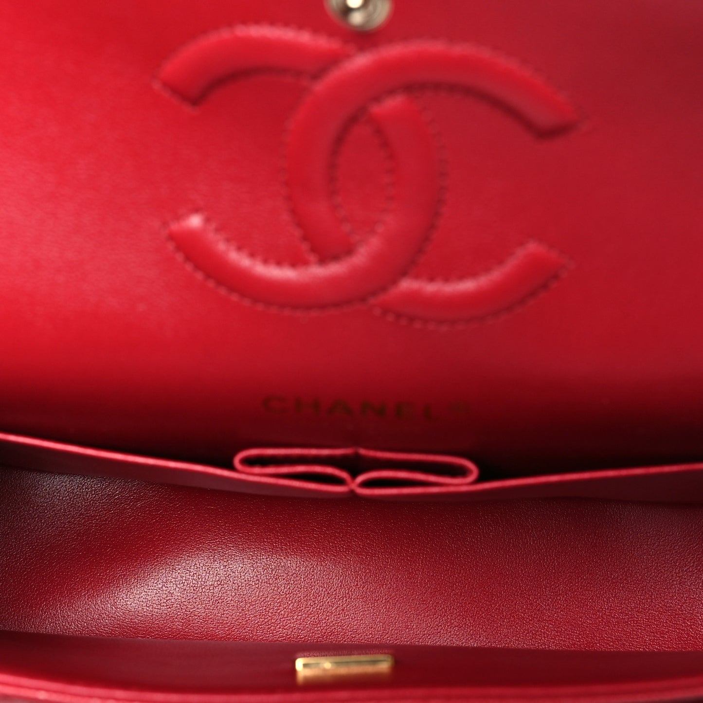 Caviar Quilted Medium Double Flap Red