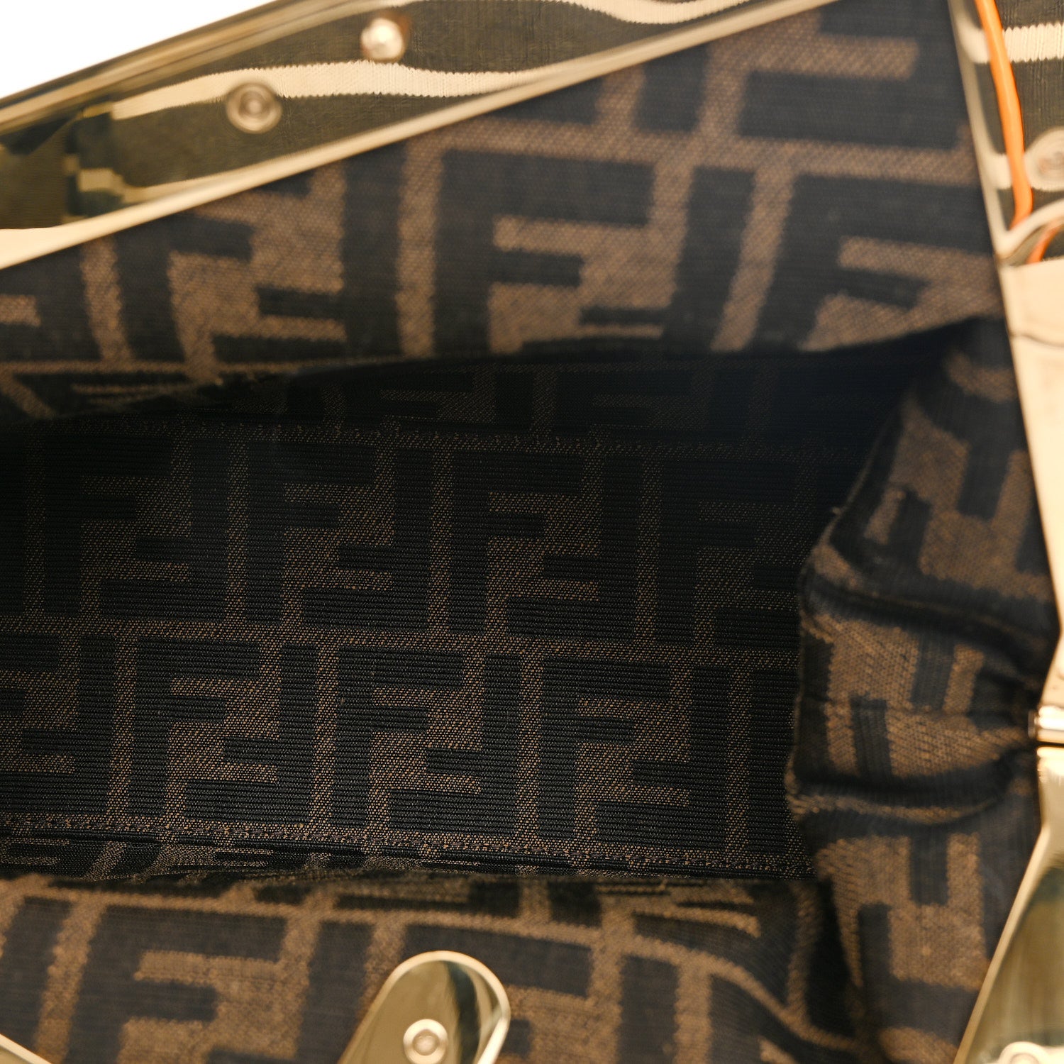 Fendi Baby Mongolian Nappa Small Fendi First White Fondente 5 of 10
