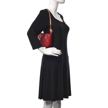 Louis Vuitton Vernis Pochette Accessories NM Pomme d'Amour 2 of 9