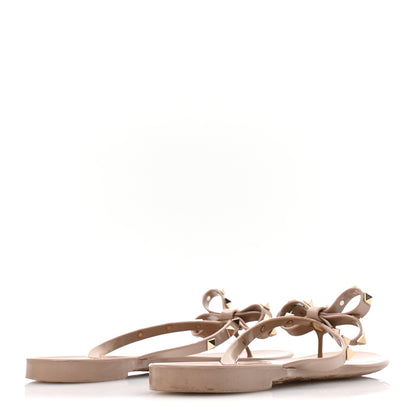 Valentino Garavani PVC Jelly Rockstud Bow Thong Sandals 41 Poudre 5 of 8