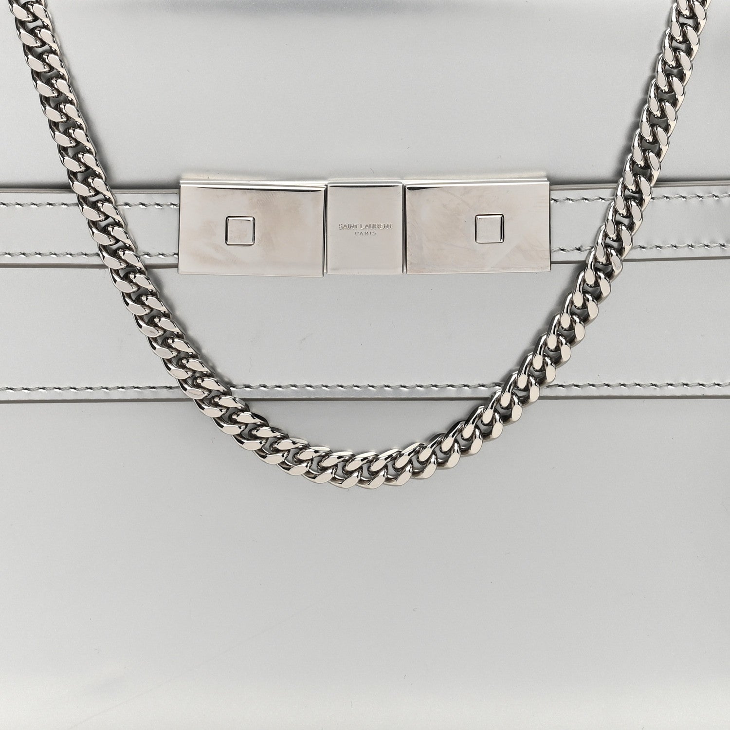 Saint Laurent Metallic Calfskin Manhattan Chain Clutch Metal Argento 7 of 10