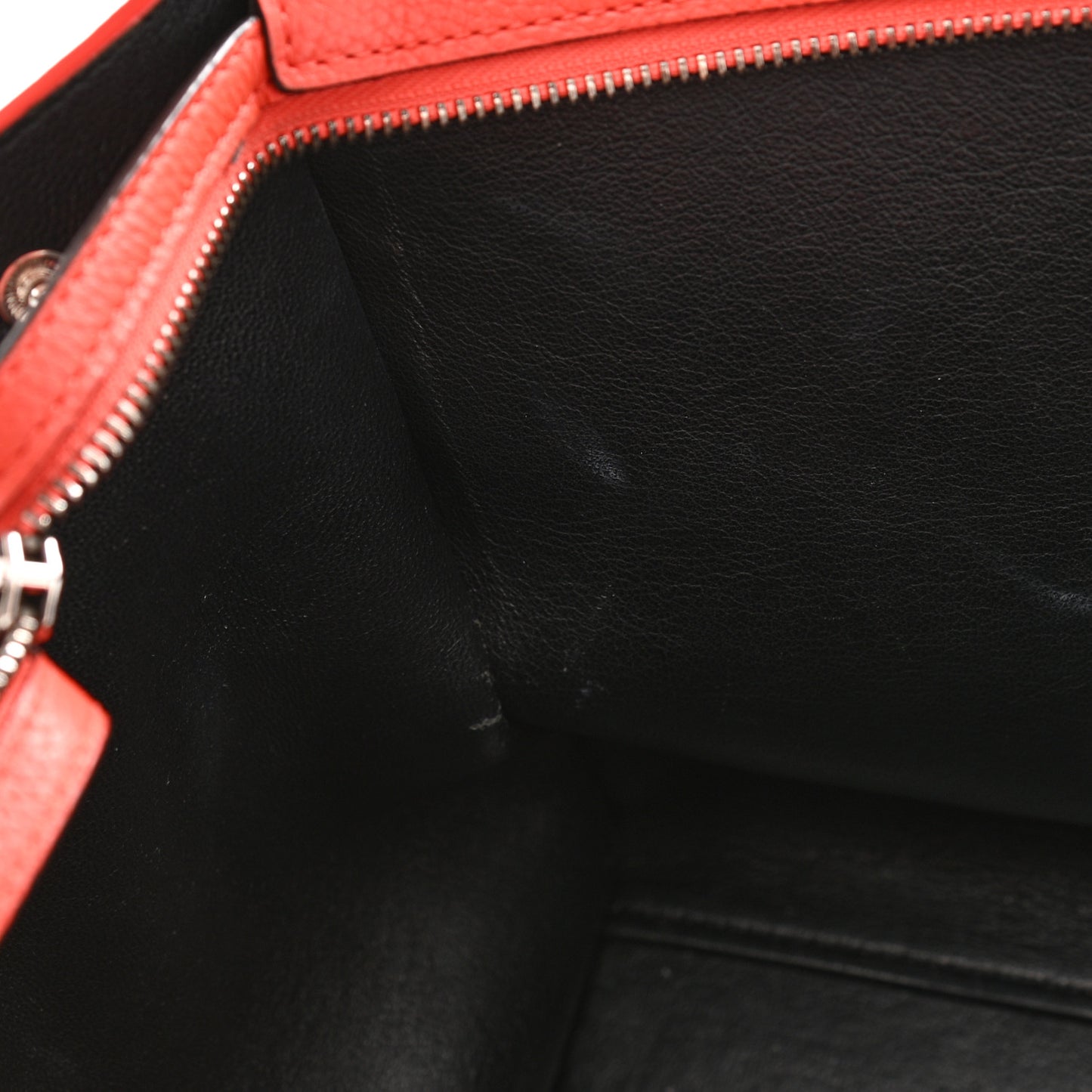 Drummed Calfskin Suede Medium Trapeze Coquelicot