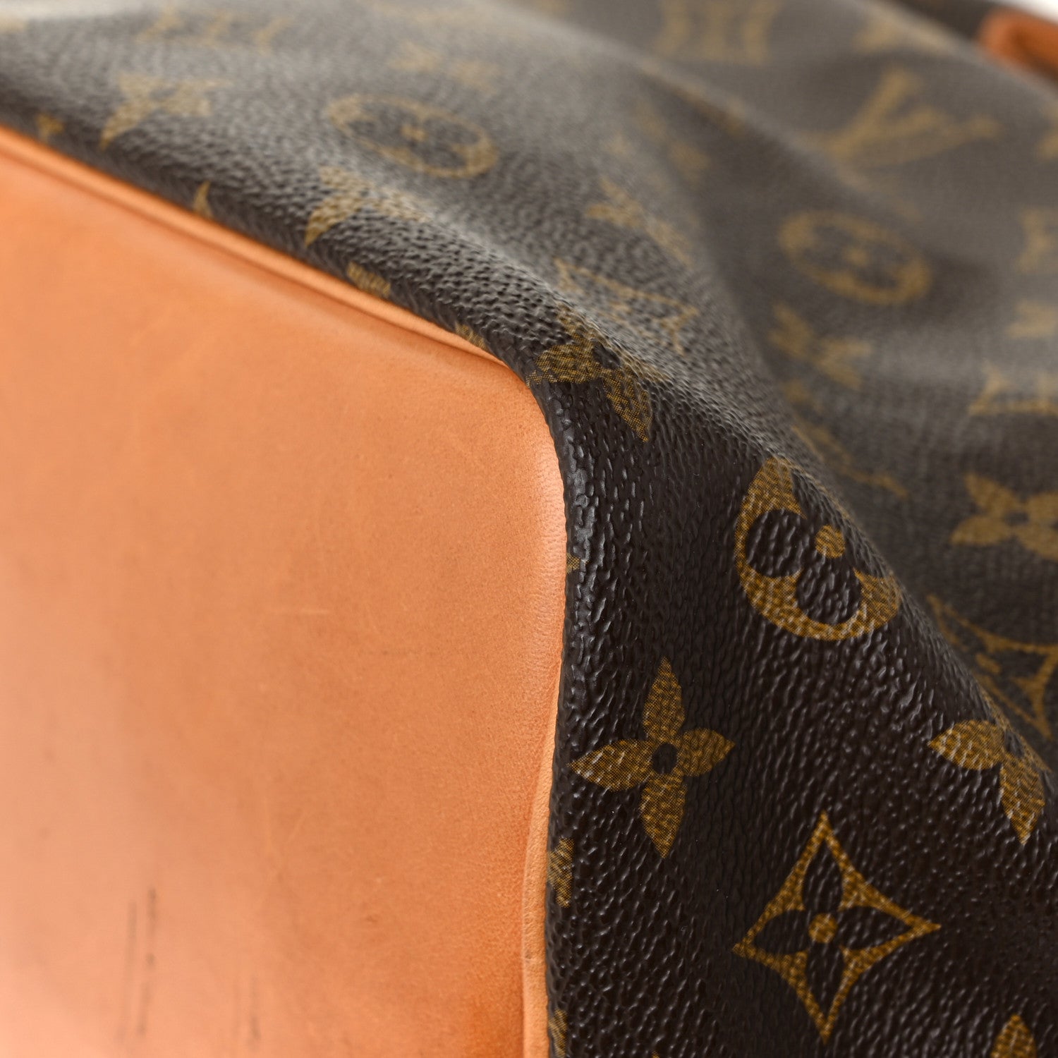 Louis Vuitton Monogram Petit Noe 15 of 25