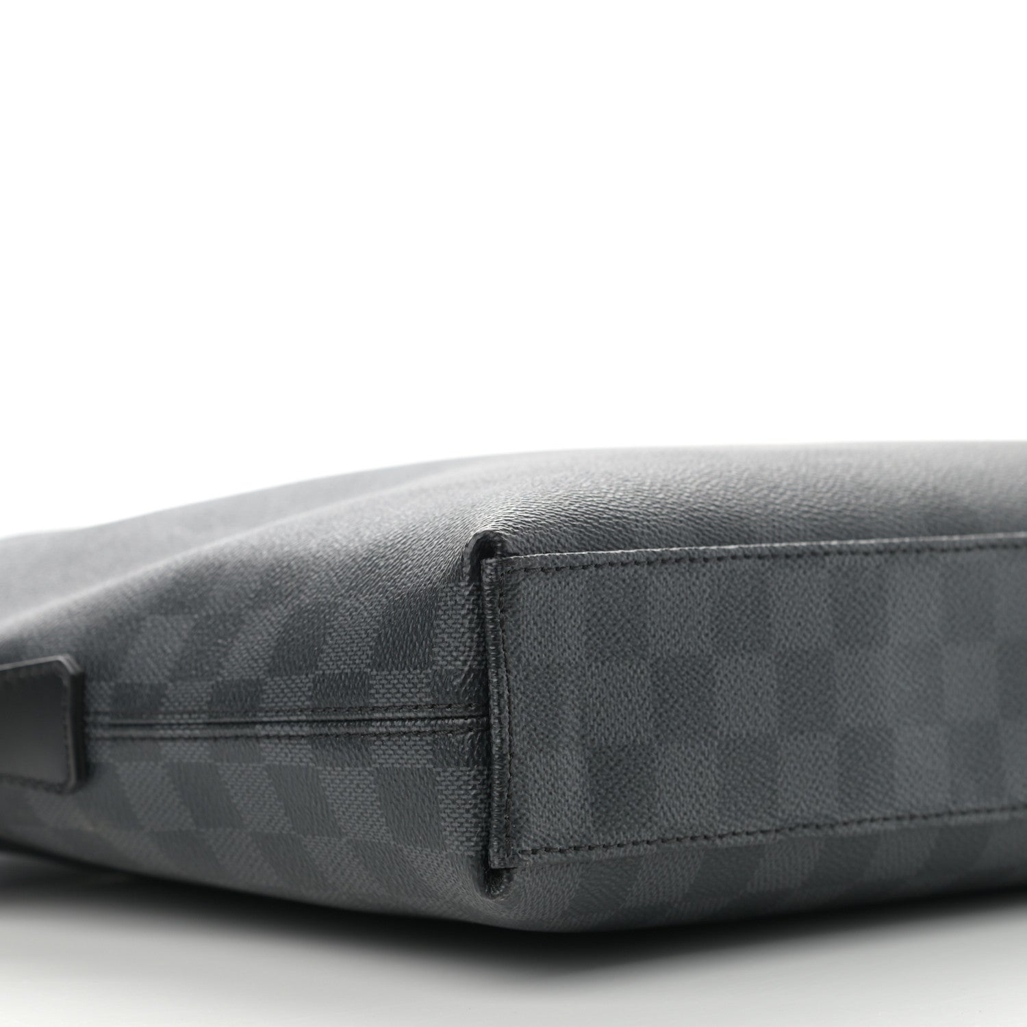 Louis Vuitton Damier Graphite Porte-Documents Jour 8 of 10