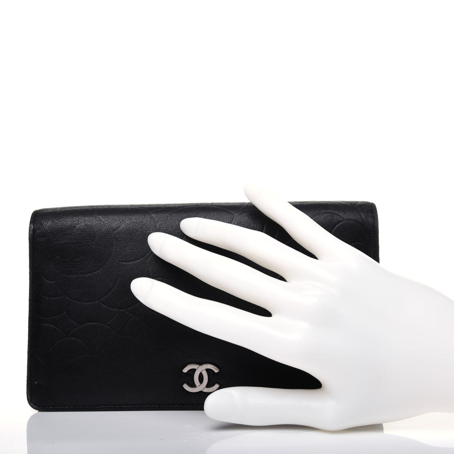 Lambskin Camellia Embossed Yen Wallet Black