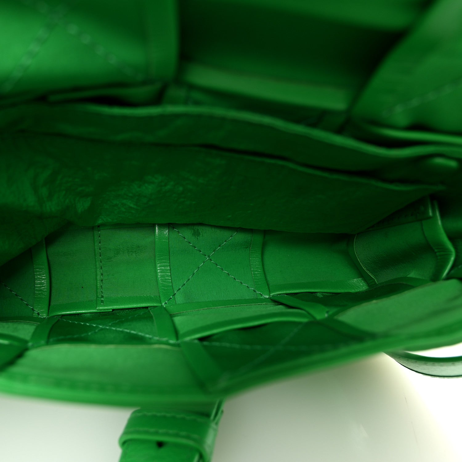 Bottega Veneta Paper Calfskin Intreccio Cassette Belt Bag Parakeet 5 of 10