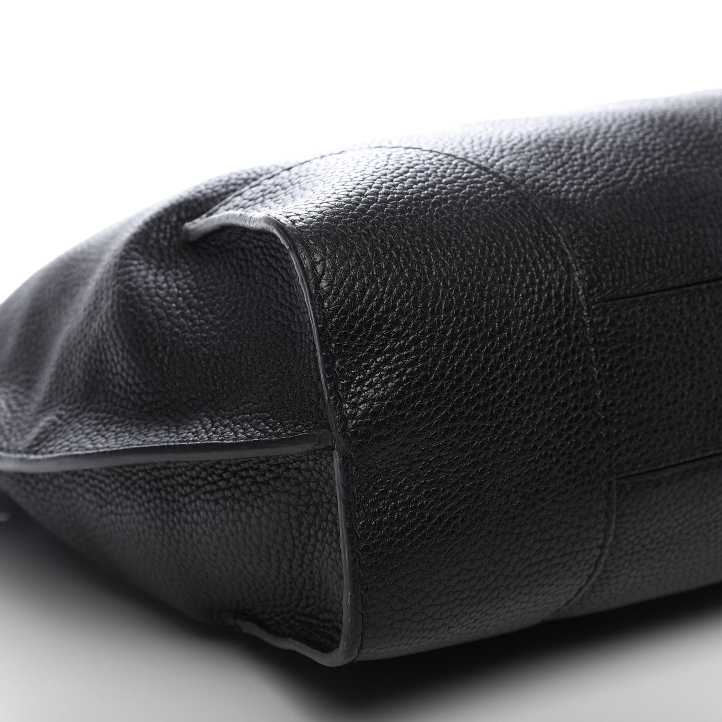 Pebbled Calfskin Legend Hobo Black