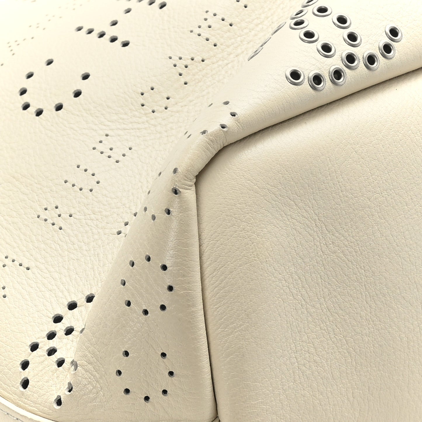 Calfskin Tweed Small Logo Eyelets Shopping Tote Beige