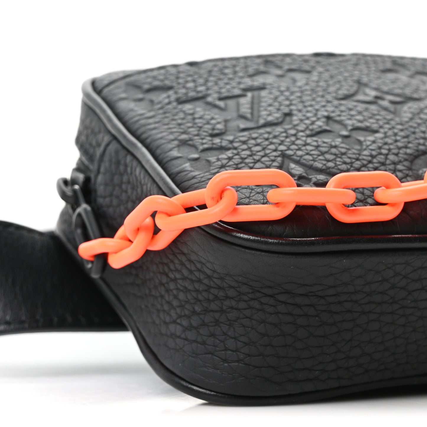 Taurillon Monogram Uniformes Solar Ray Soft Pochette Volga Belt Bag Black