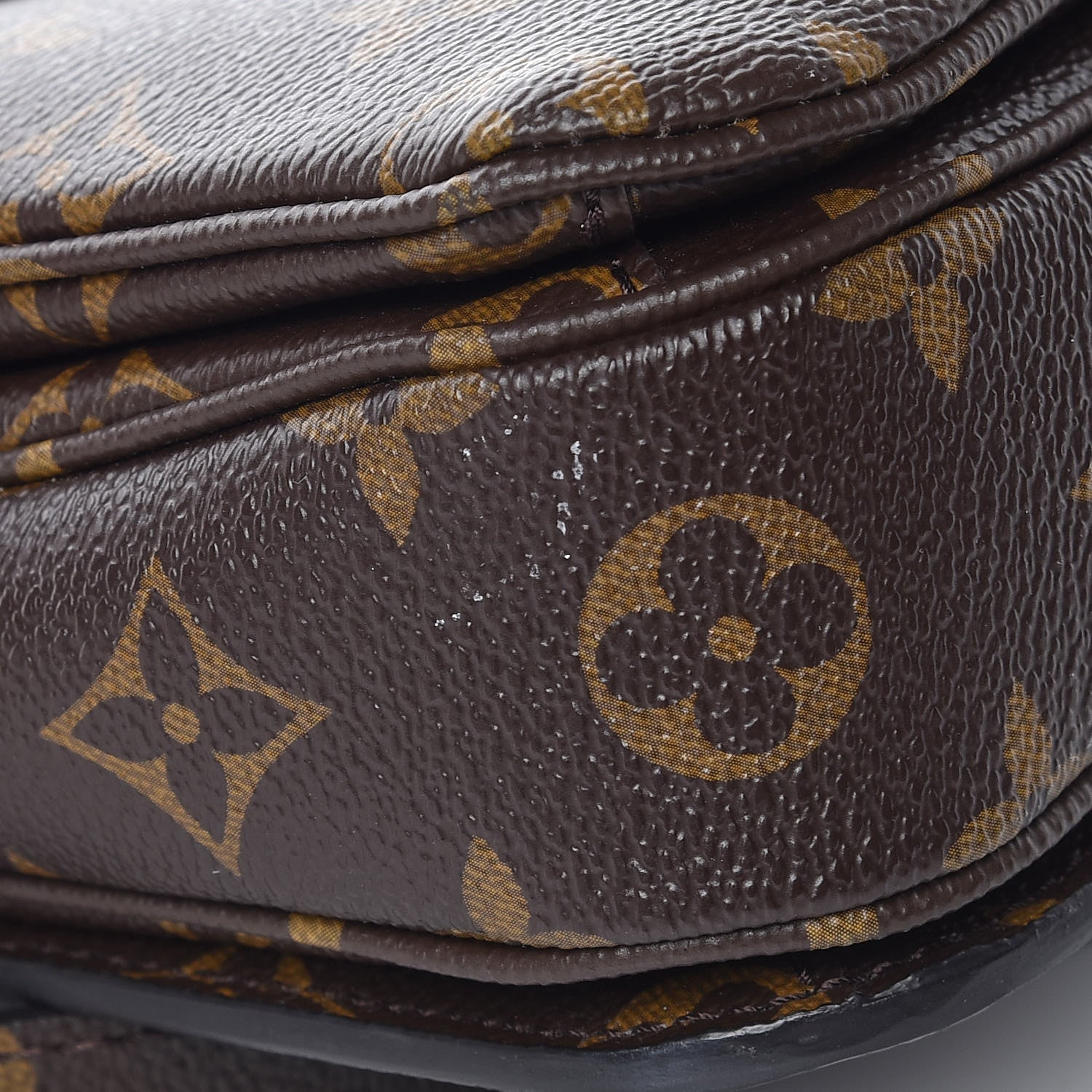 Louis Vuitton Monogram Pochette Metis 11 of 11