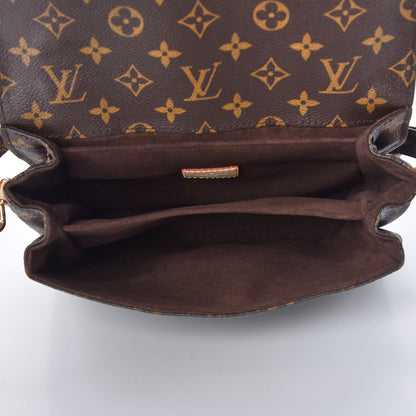 Louis Vuitton Monogram Pochette Metis 5 of 10