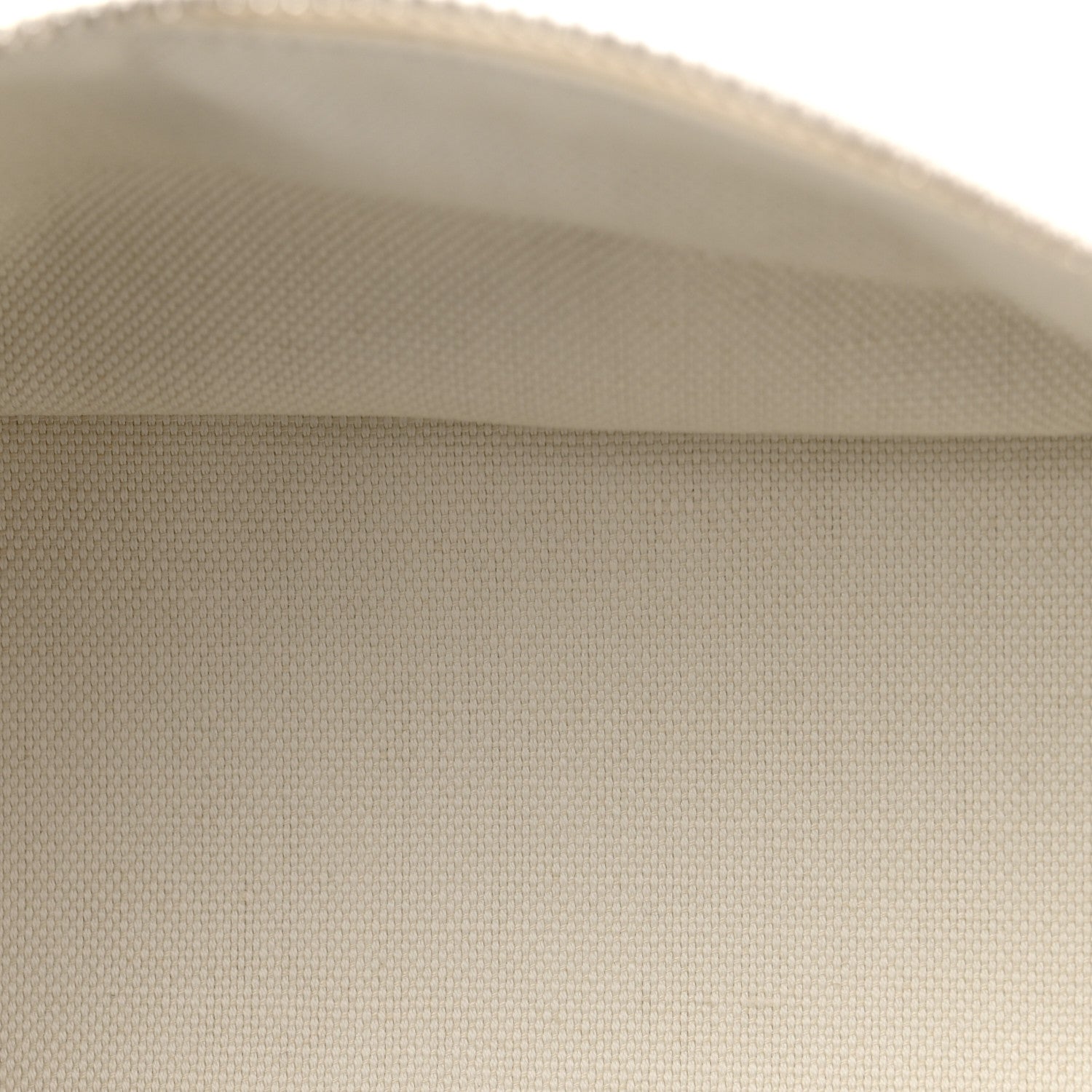 Gucci Calfskin Matelasse Chevron Monochrome GG Marmont Sling Shoulder Bag Mystic White 5 of 10