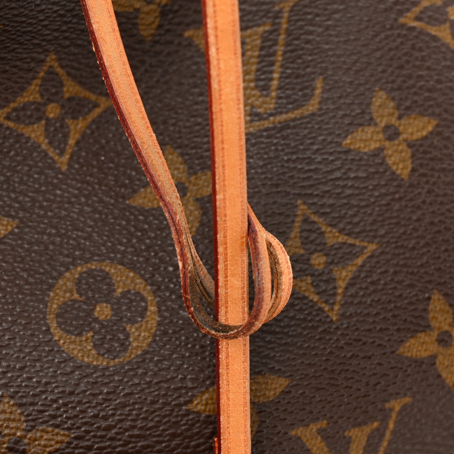 Louis Vuitton Monogram Artsy GM 11 of 11