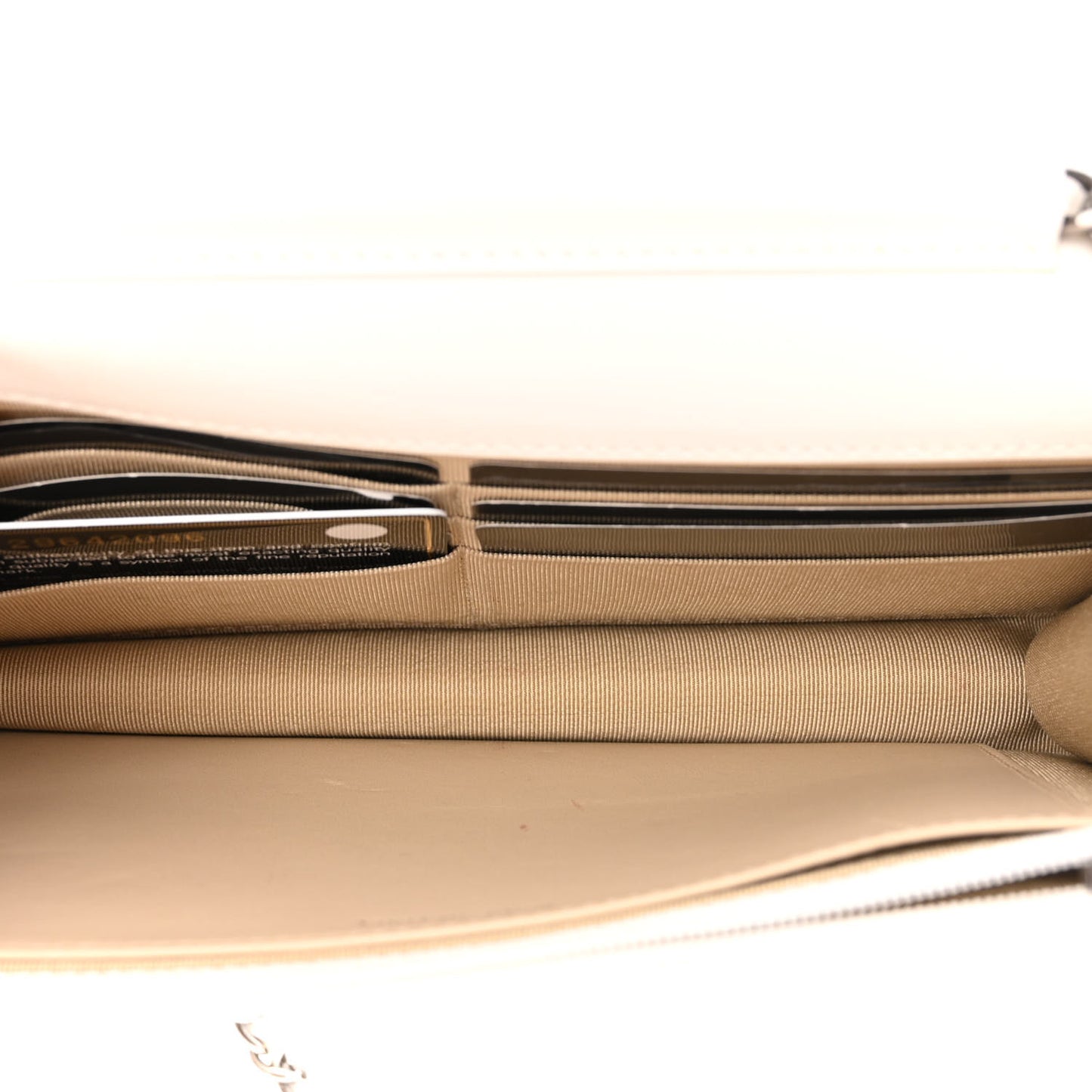 Aged Calfskin Chevron Quilted Gabrielle Wallet On Chain WOC White