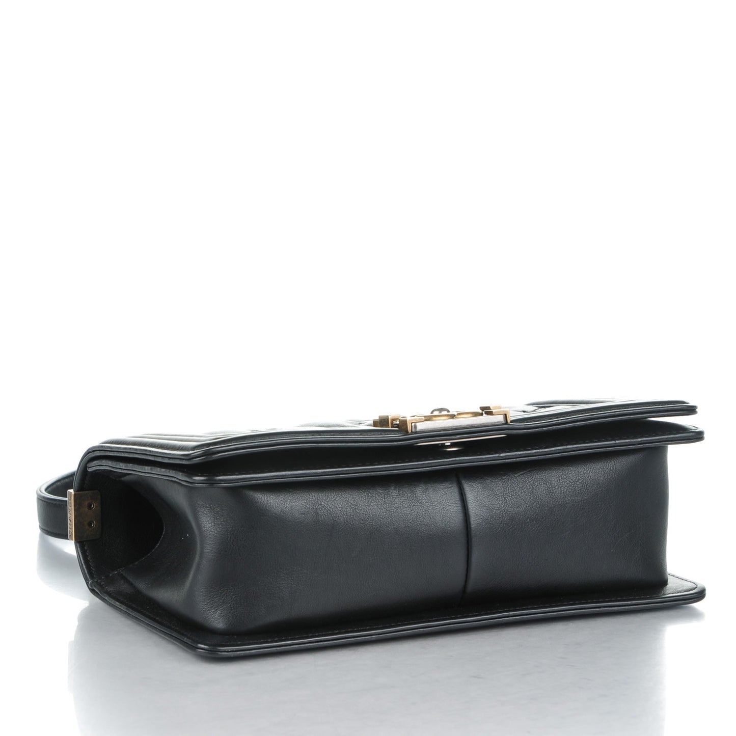 Calfskin Stitched Medium Boy Flap Black
