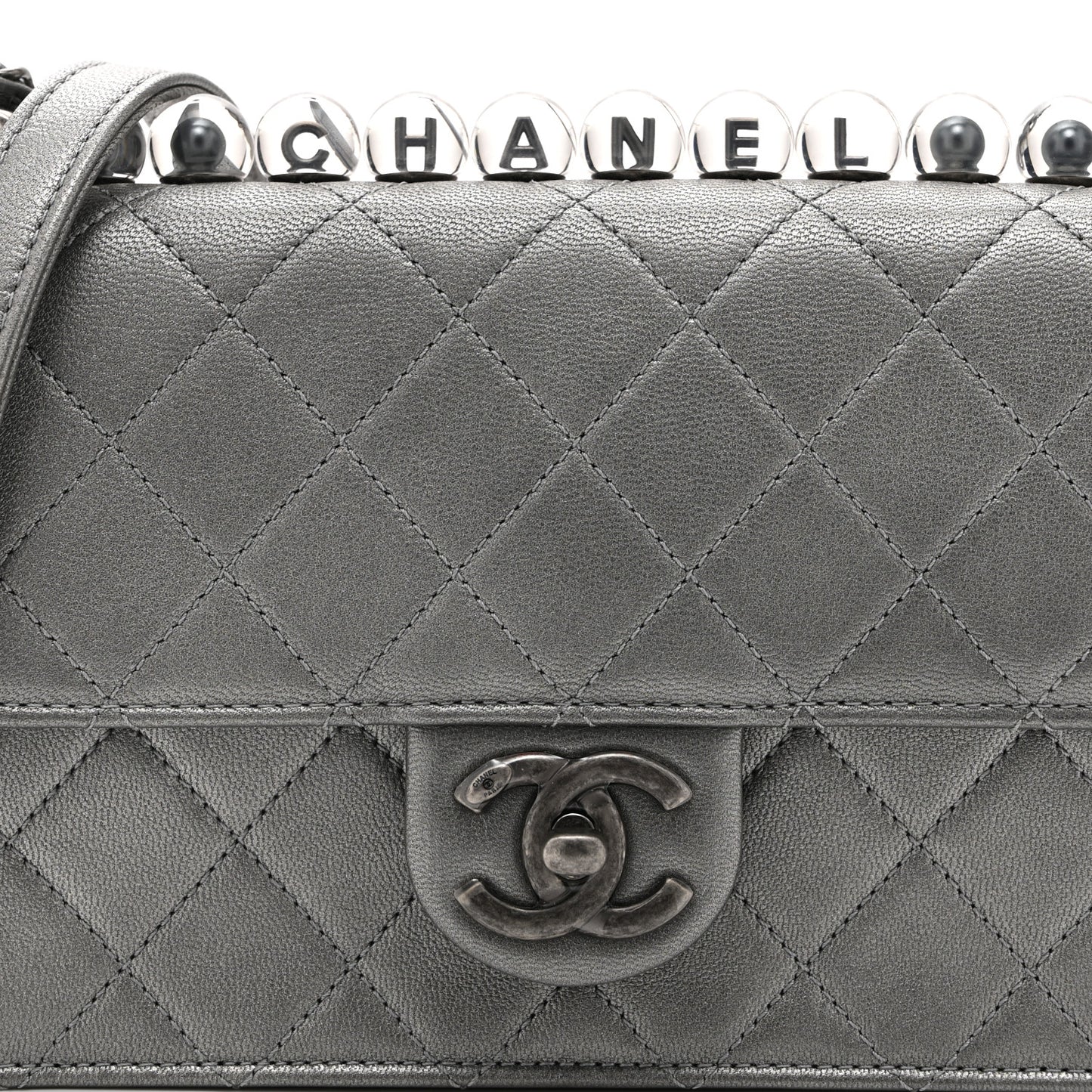 Metallic Goatskin Quilted Small Chic Pearls Flap Silver