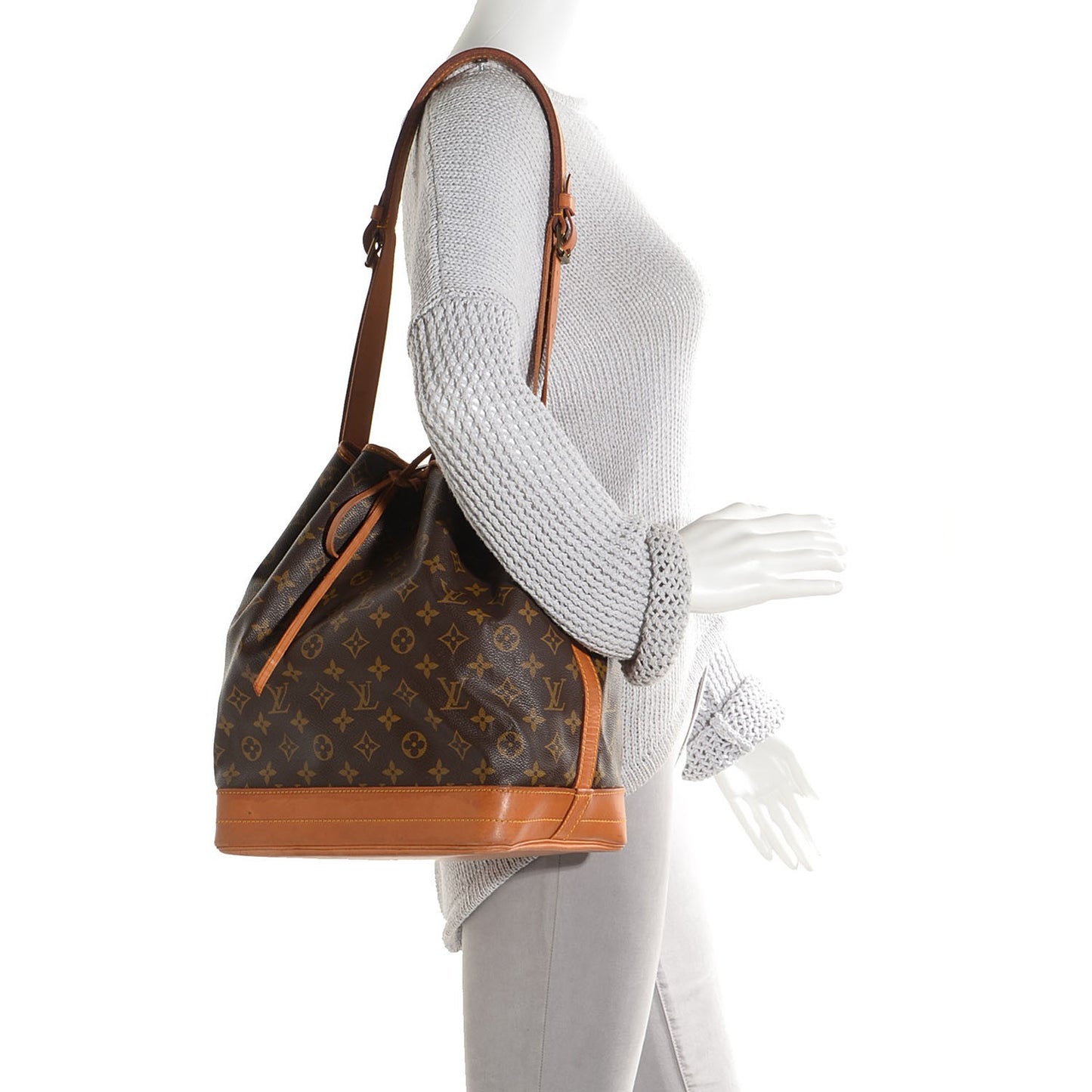 Monogram Noe