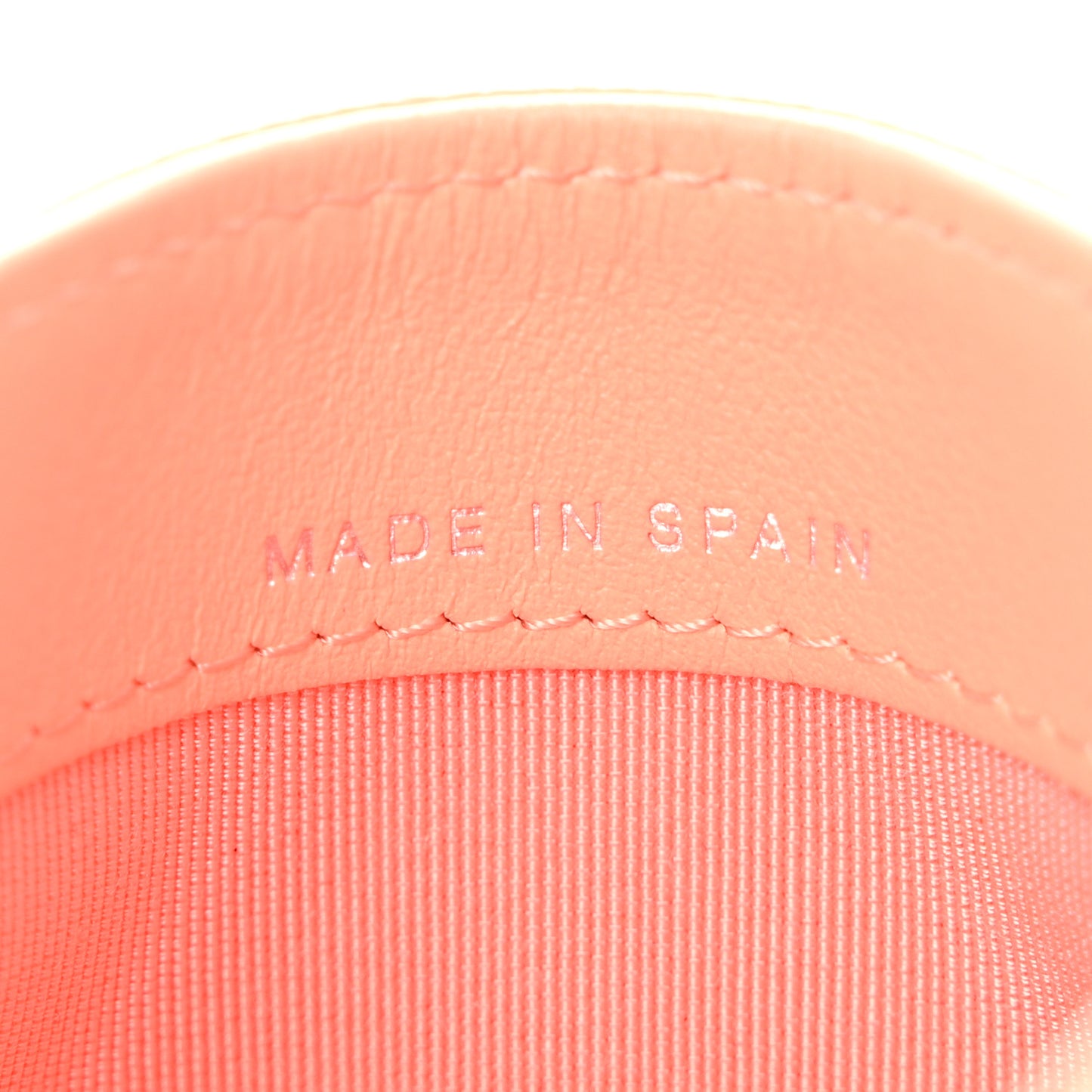 Caviar Quilted Card Holder Coral
