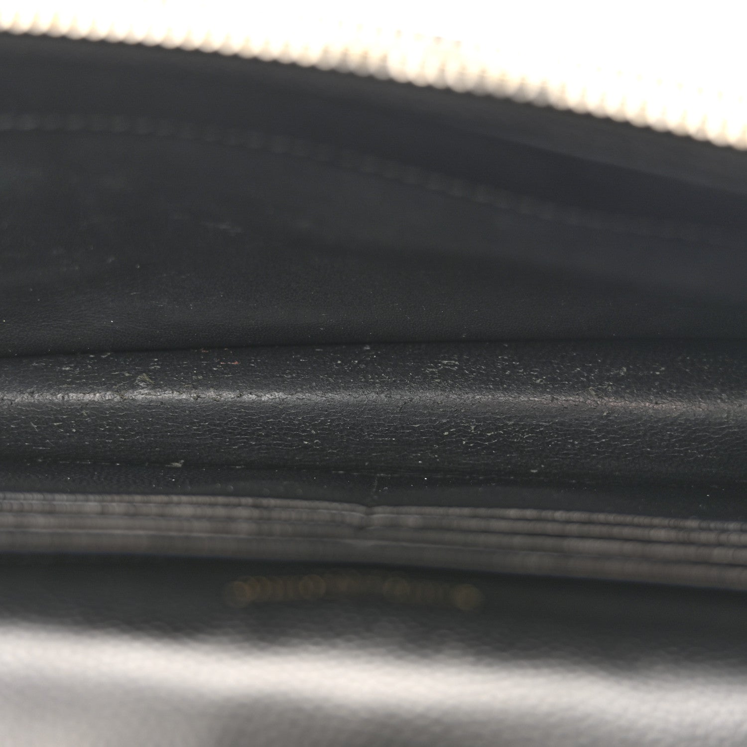 Saint Laurent Grain De Poudre Matelasse Chevron Monogram Envelope Chain Wallet Black 5 of 15