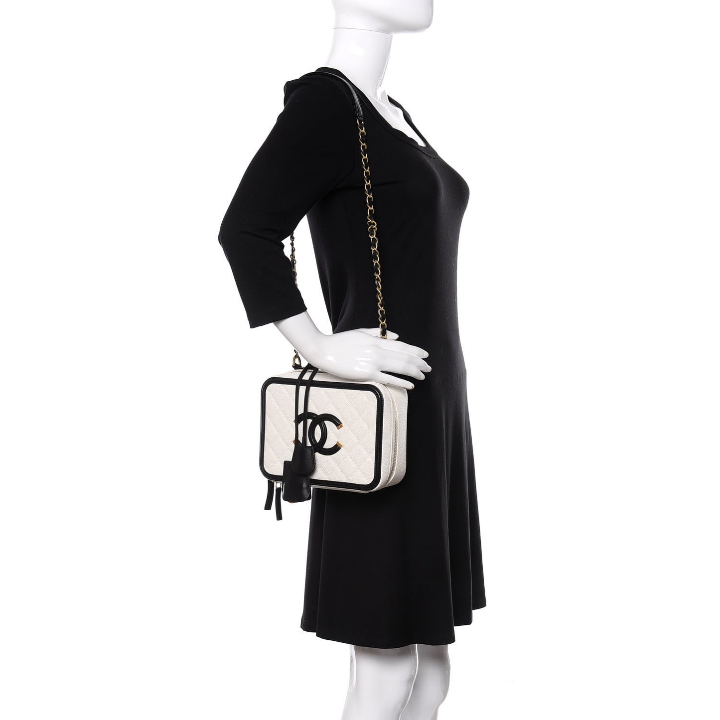 Caviar Quilted Medium CC Filigree Vanity Case White Black