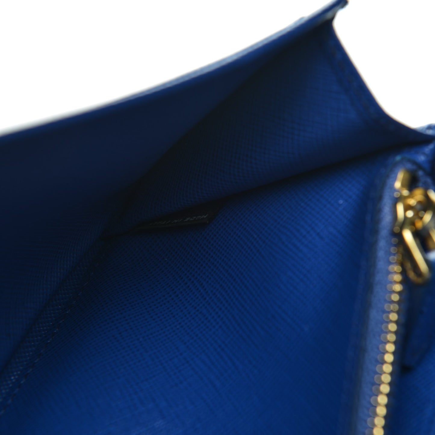 Saffiano Metal Oro Chain Wallet Royal