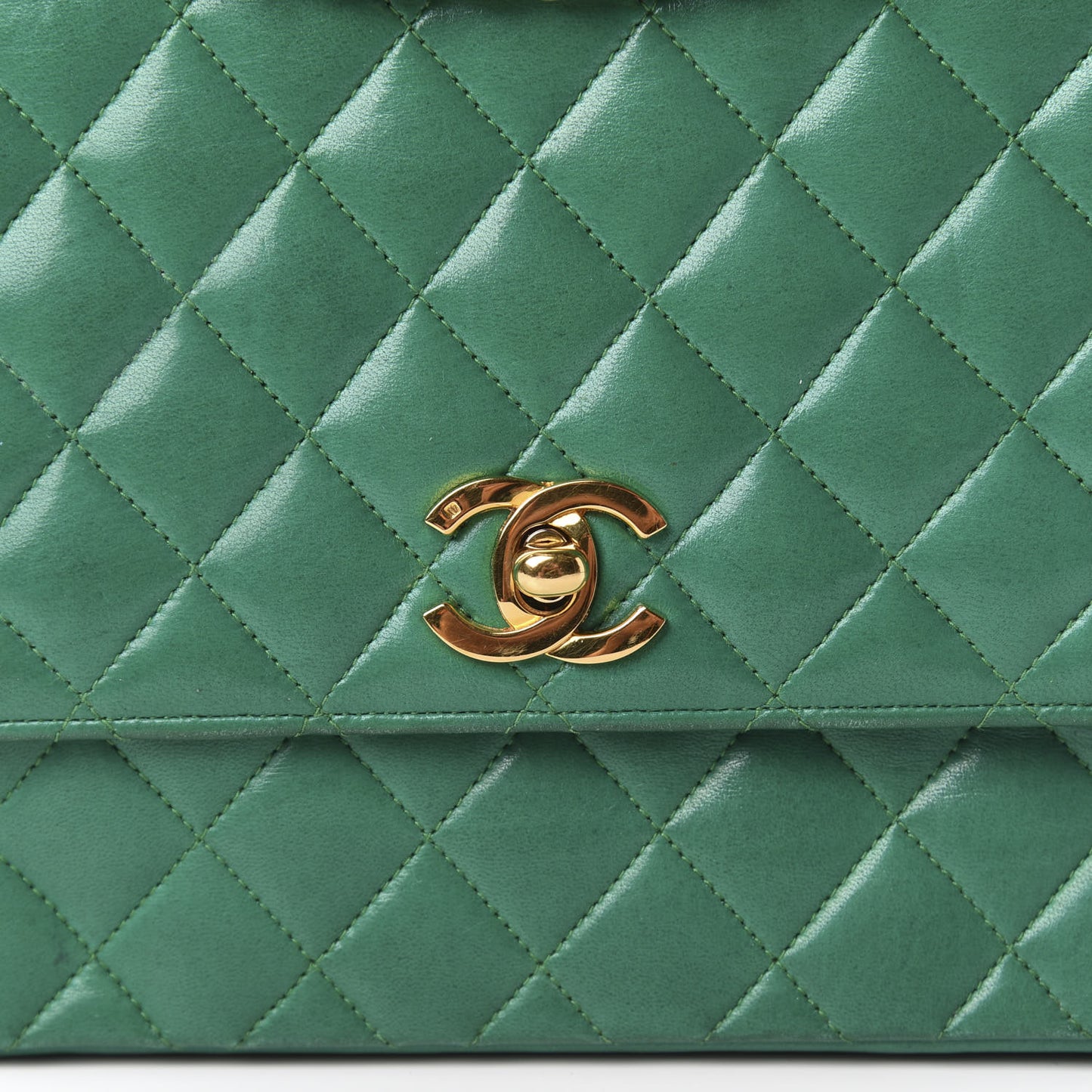 Lambskin Quilted Medium Single Flap Green