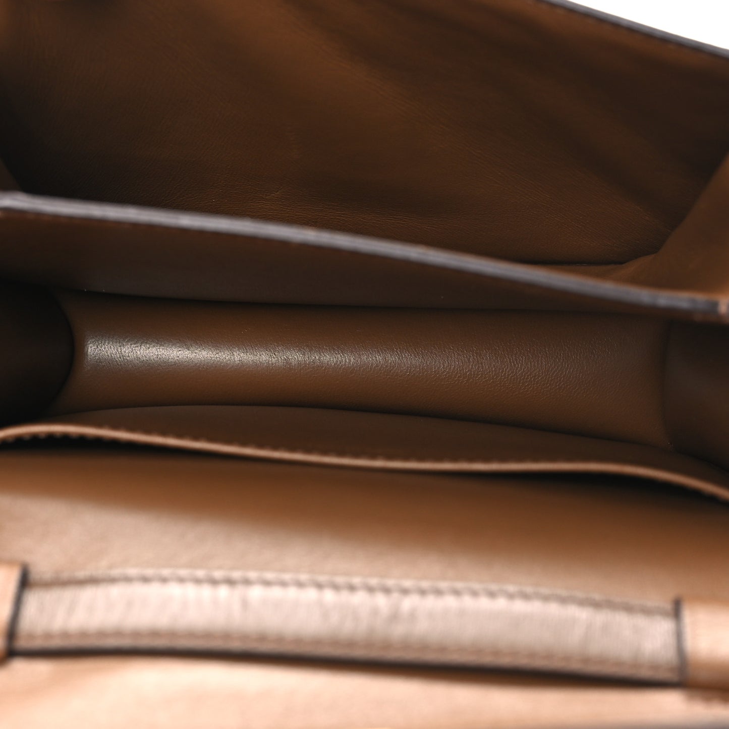 Box Calfskin Teen Classic Box Flap Bag Camel
