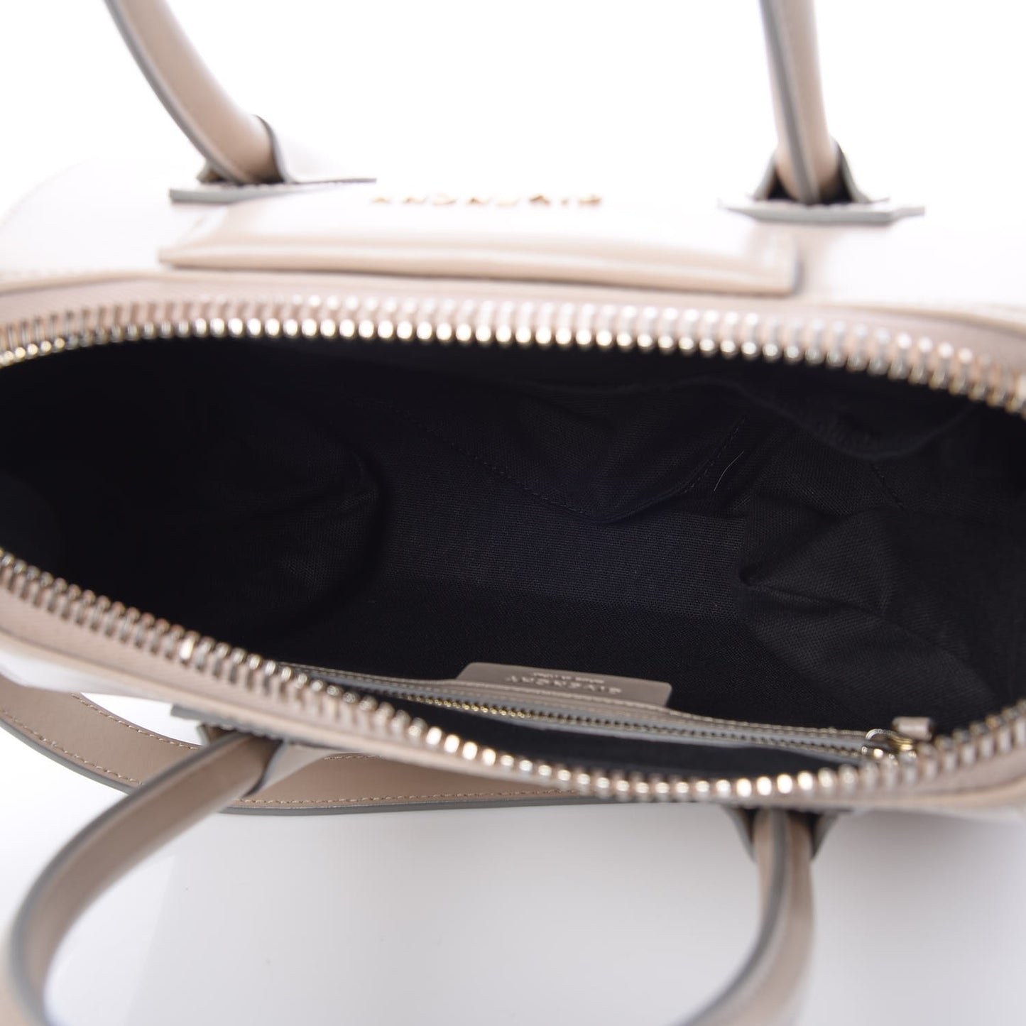 Shiny Lord Calfskin Small Antigona Sand