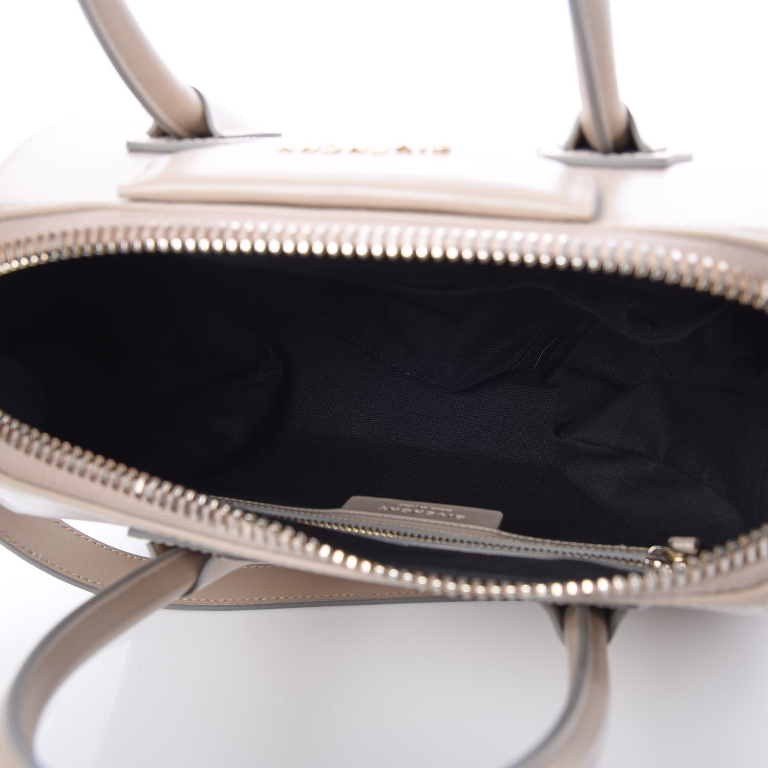 Givenchy Shiny Lord Calfskin Small Antigona Sand 6 of 8