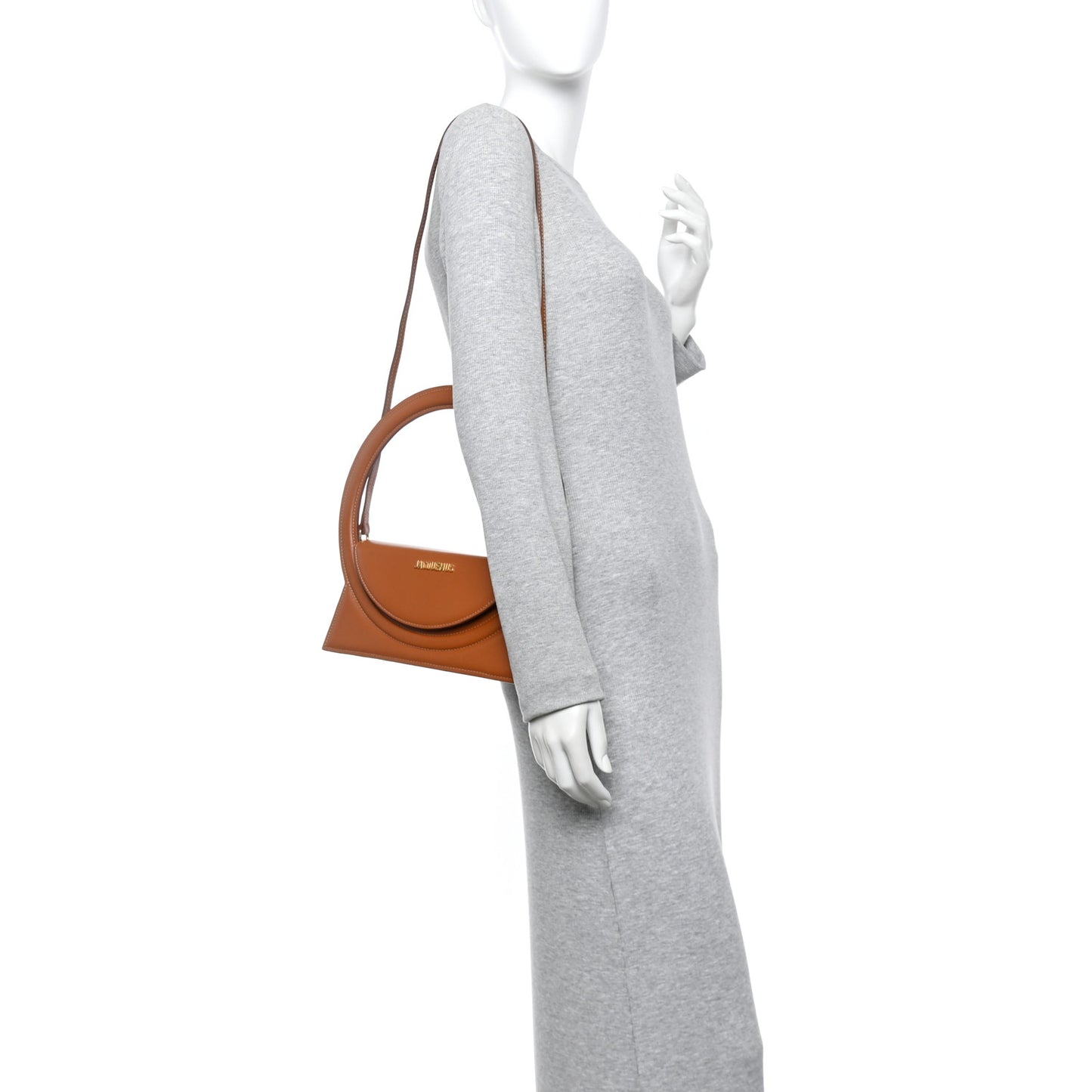 Smooth Calfskin Le Sac Rond Light Brown
