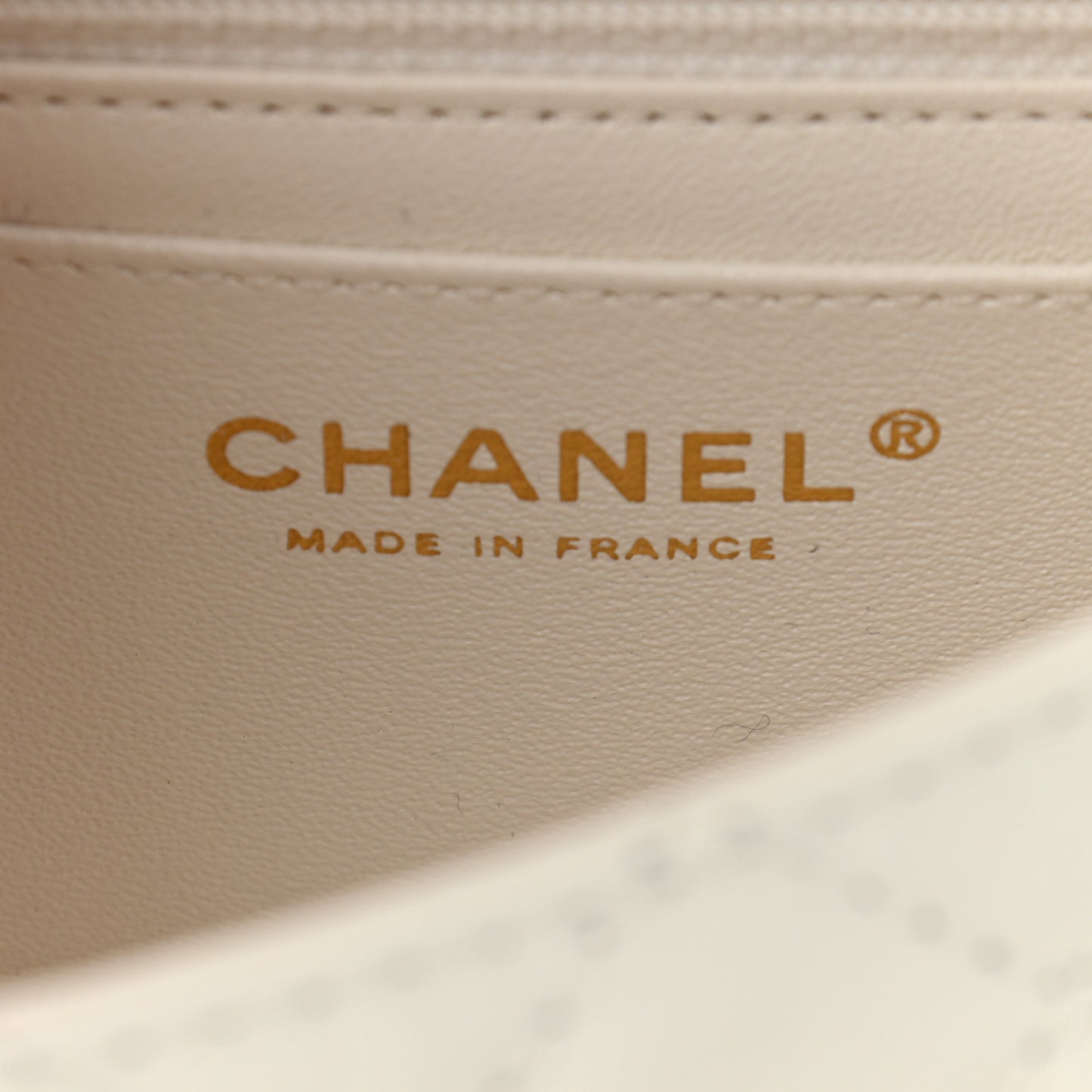 Aged Calfskin Quilted 2.55 Reissue Mini Flap White